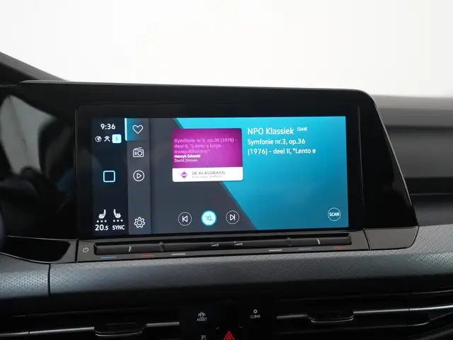 Volkswagen Golf view 12