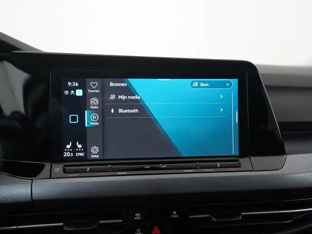 Volkswagen Golf view 14