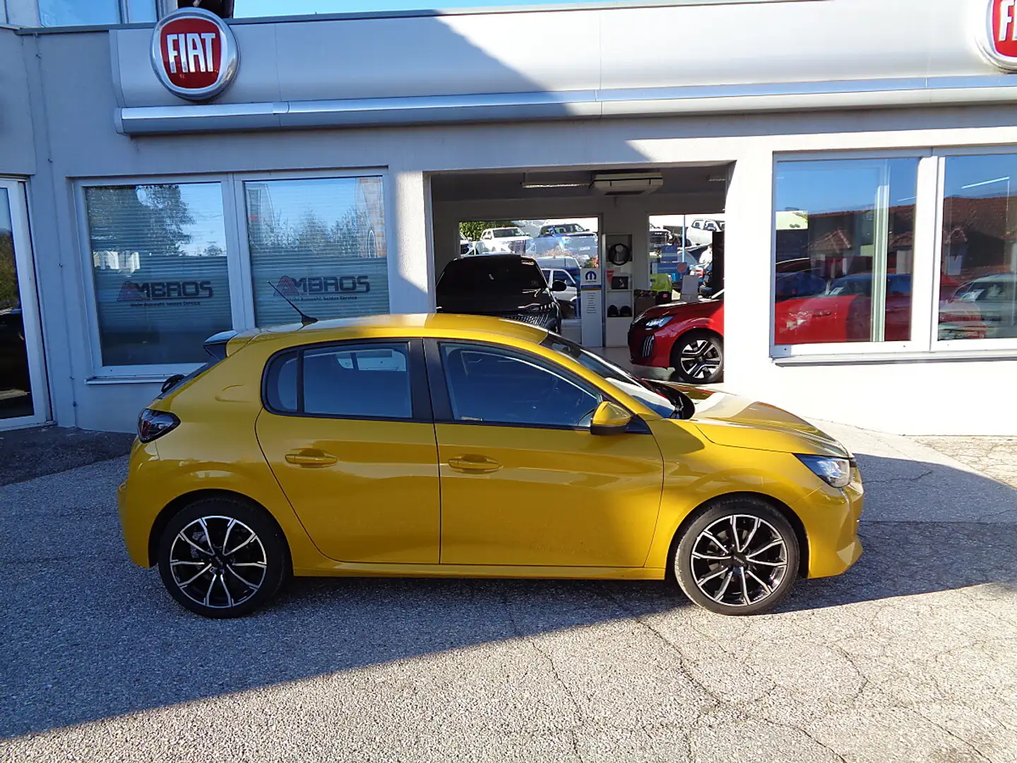 Peugeot 208 Active BlueHDi 100 S&S Gelb - 2