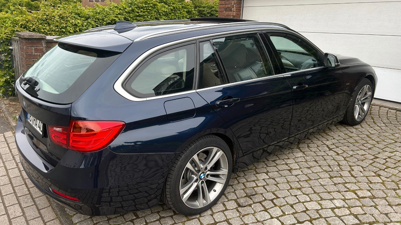 BMW 335 d x-Drive Touring /Panoramadach/Leder/Autom. — photo 3