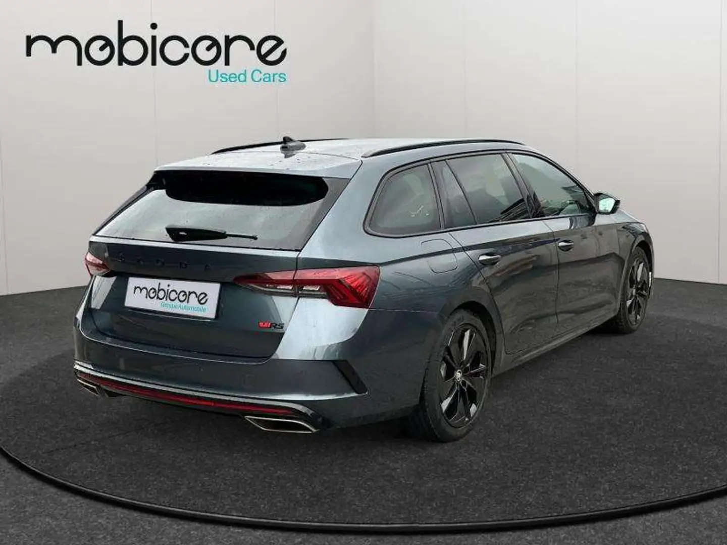 Skoda Octavia IV RS Gris - 2