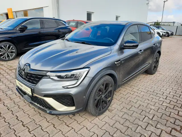Renault Arkana E TECH Engineered hybrid 145