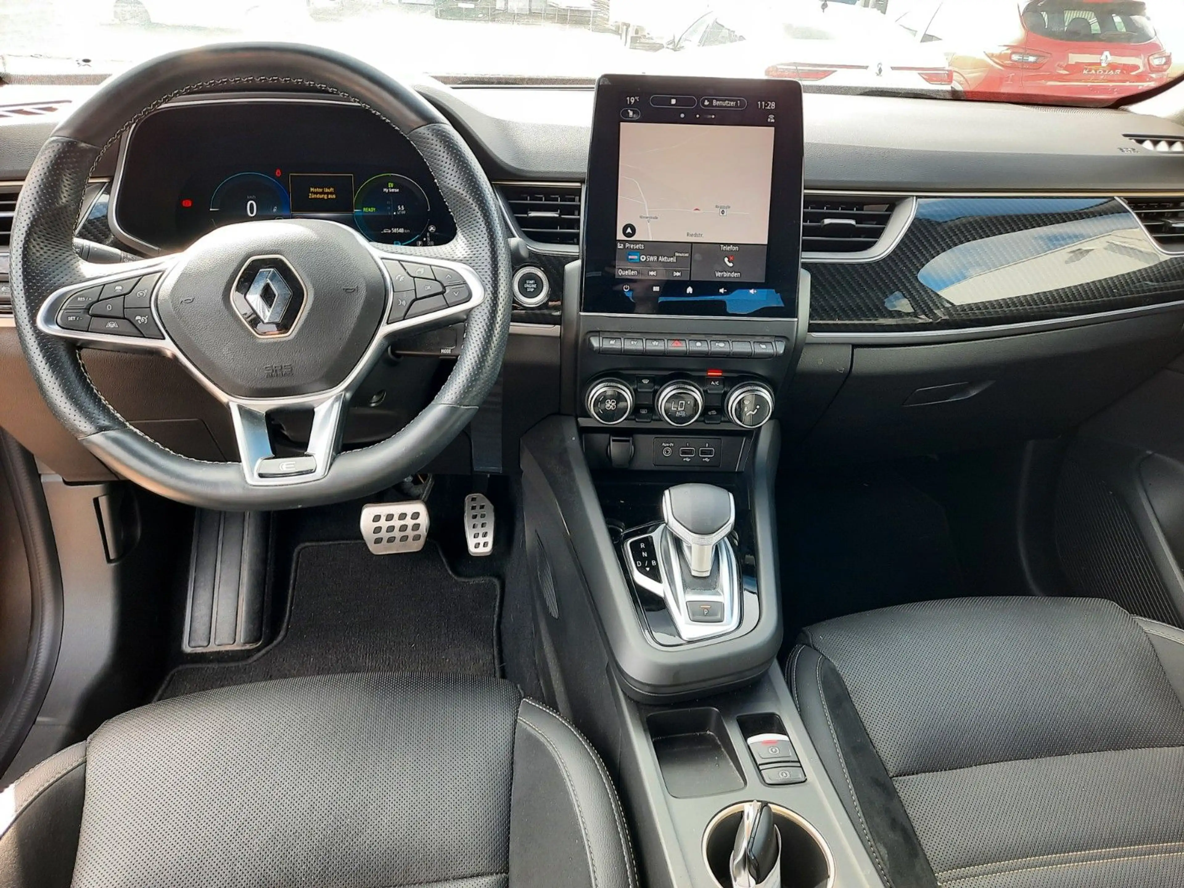 Renault Arkana E-TECH Engineered hybrid 145 — photo 11