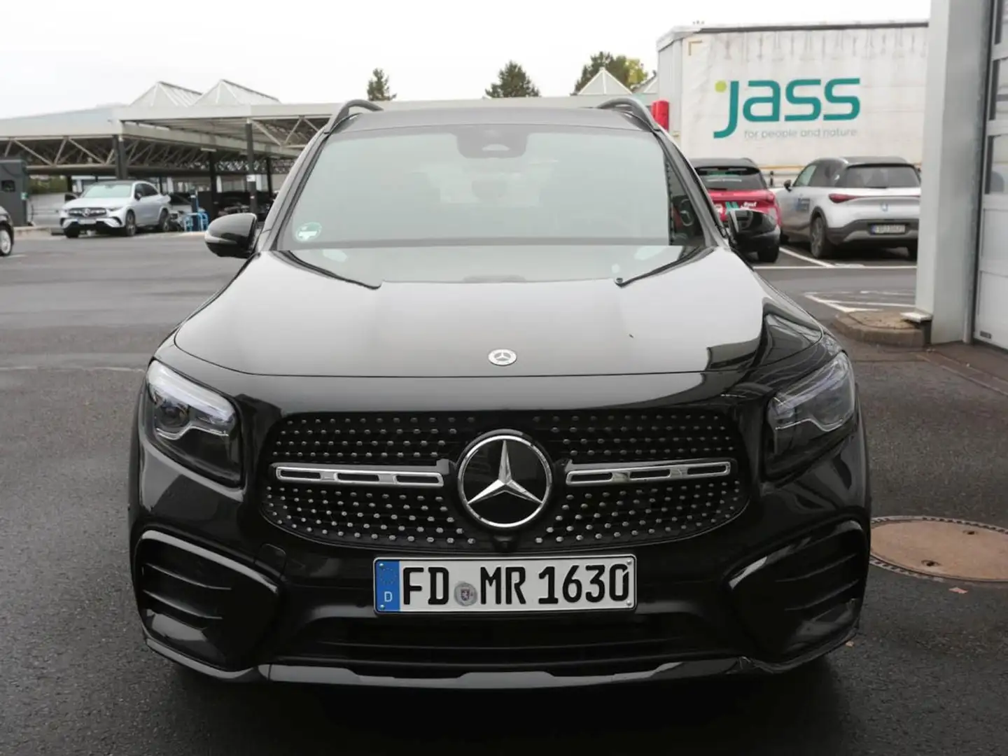 Mercedes-Benz GLB 200 d 4MATIC AMG Night MBUX Navi AHK 360° Schwarz - 2
