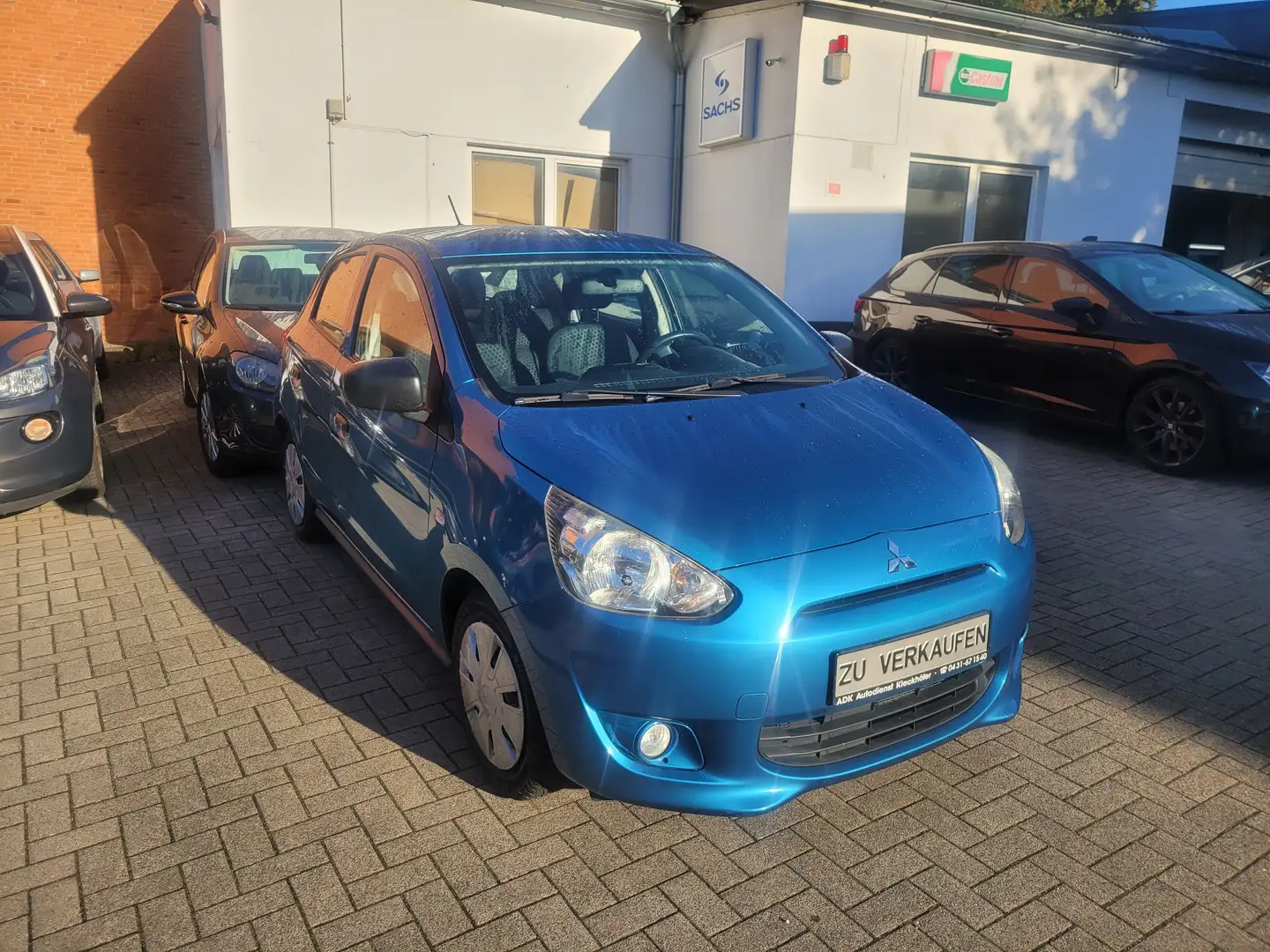 Mitsubishi Space Star Space Star 1.0 Blau - 1