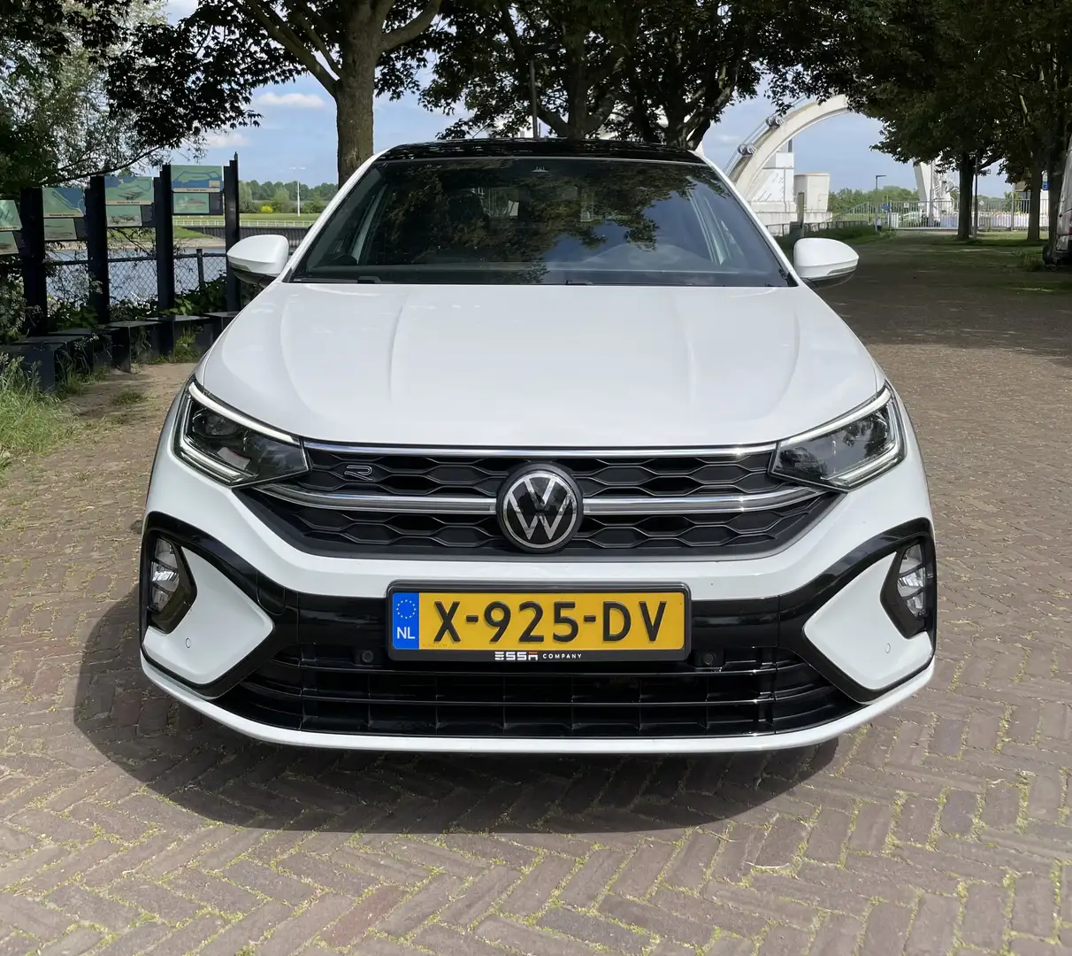 Volkswagen Taigo 1.0 TSI R-Line Blanc - 2