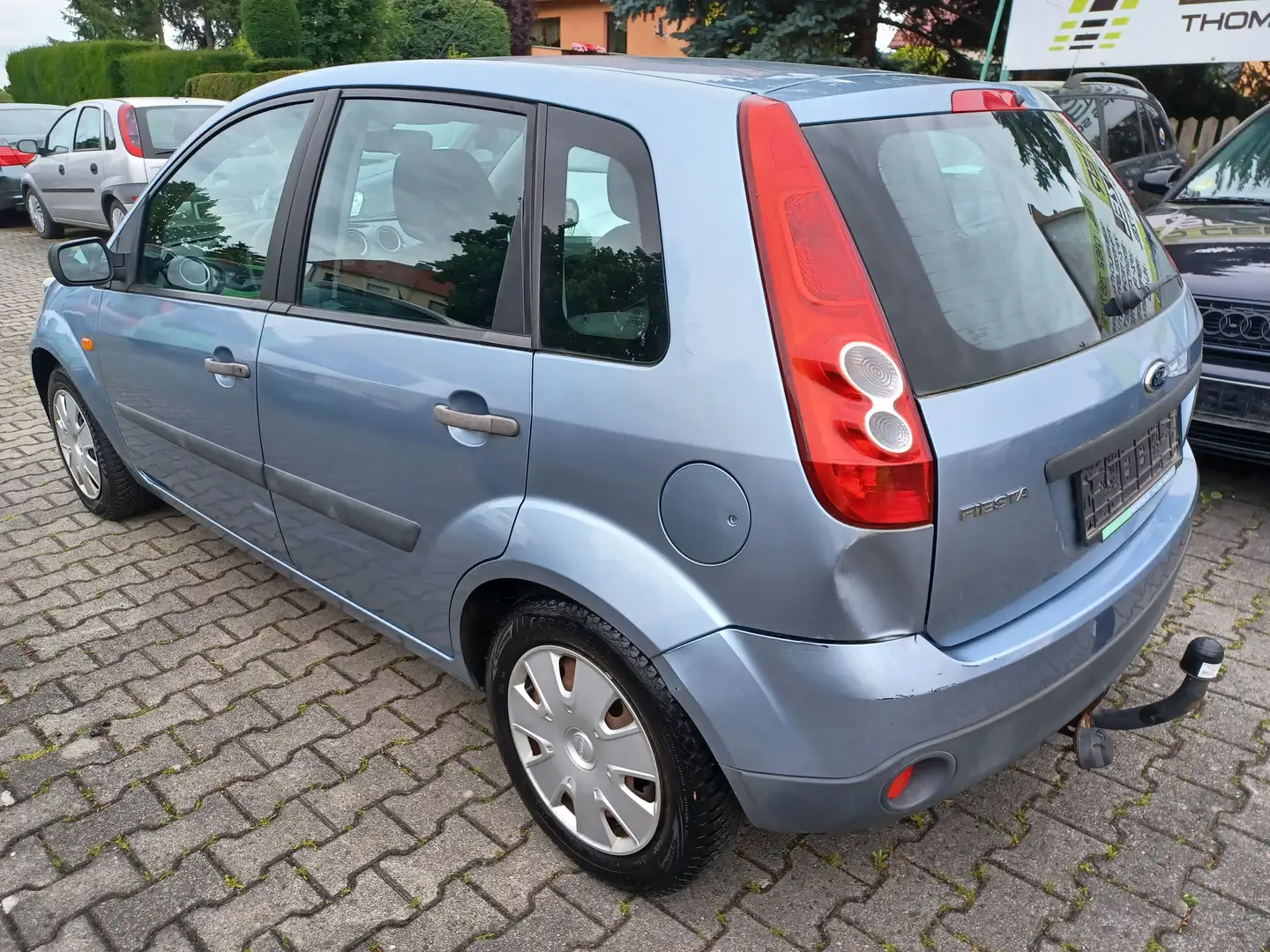 Ford Fiesta Ambiente *erst70tkm*KLIMA*AHK*5trg*TÜV+Insp.NEU Blau - 2