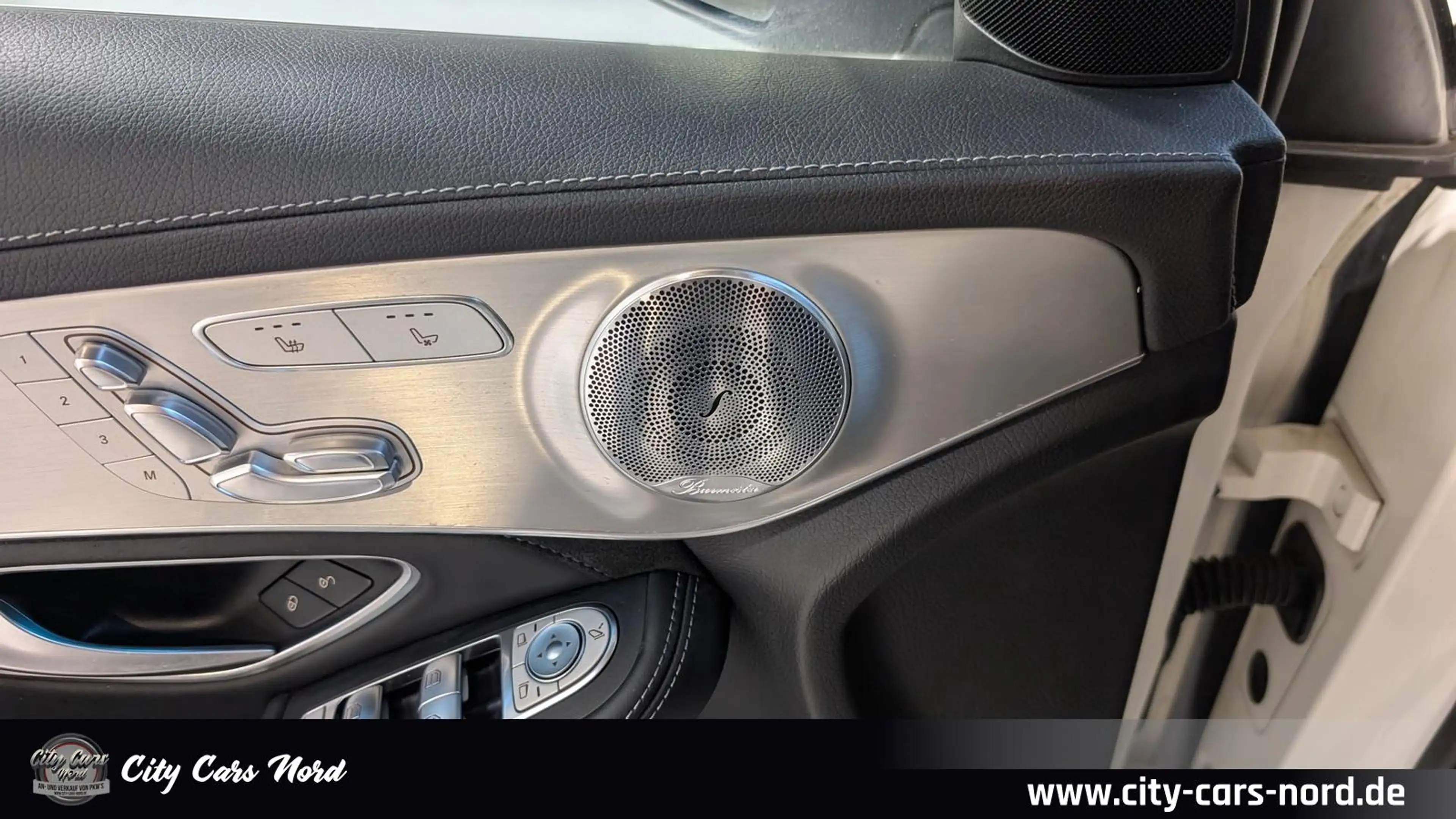 Mercedes-Benz GLC 63 AMG S 4 MATIC PANO+AHK+BURMESTER+DTR+ — photo 12
