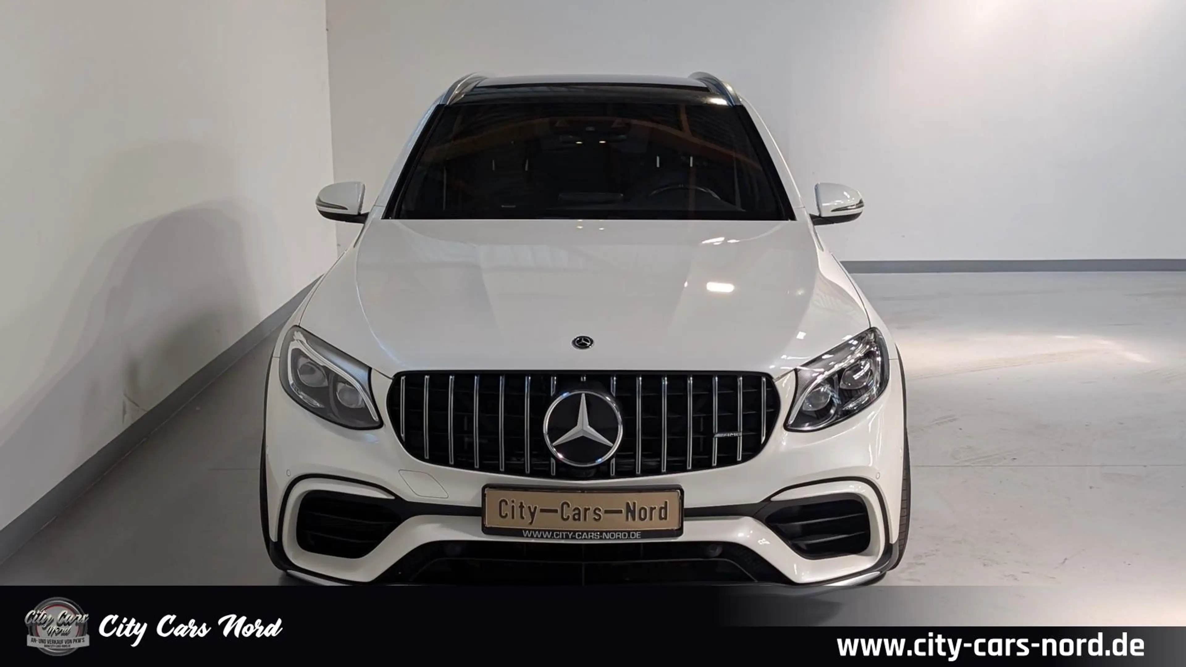 Mercedes-Benz GLC 63 AMG S 4 MATIC PANO+AHK+BURMESTER+DTR+ — photo 2