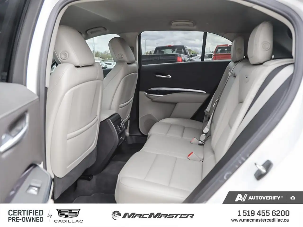 Cadillac XT4 снимка Cadillac XT4