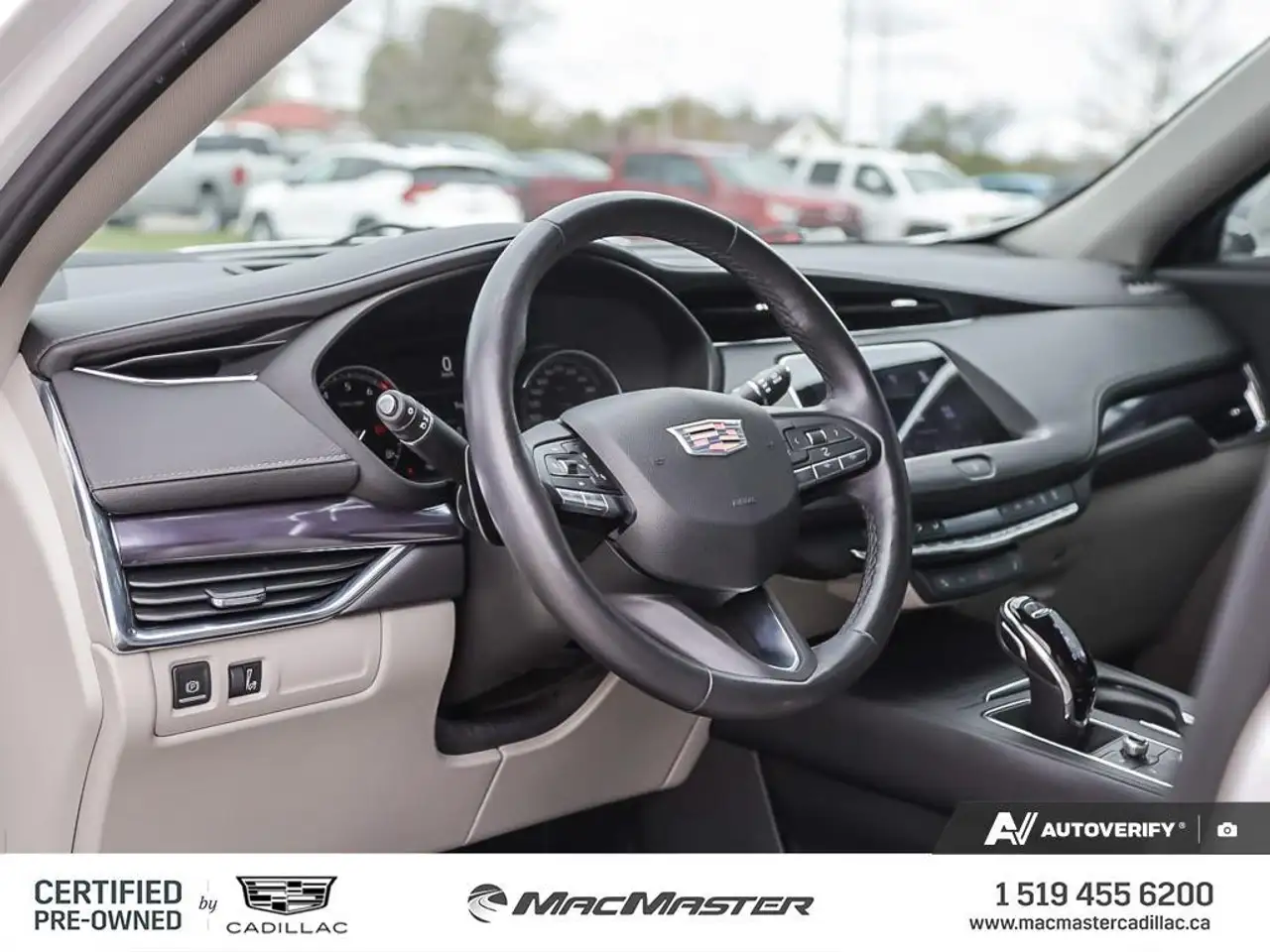 Cadillac XT4 снимка Cadillac XT4