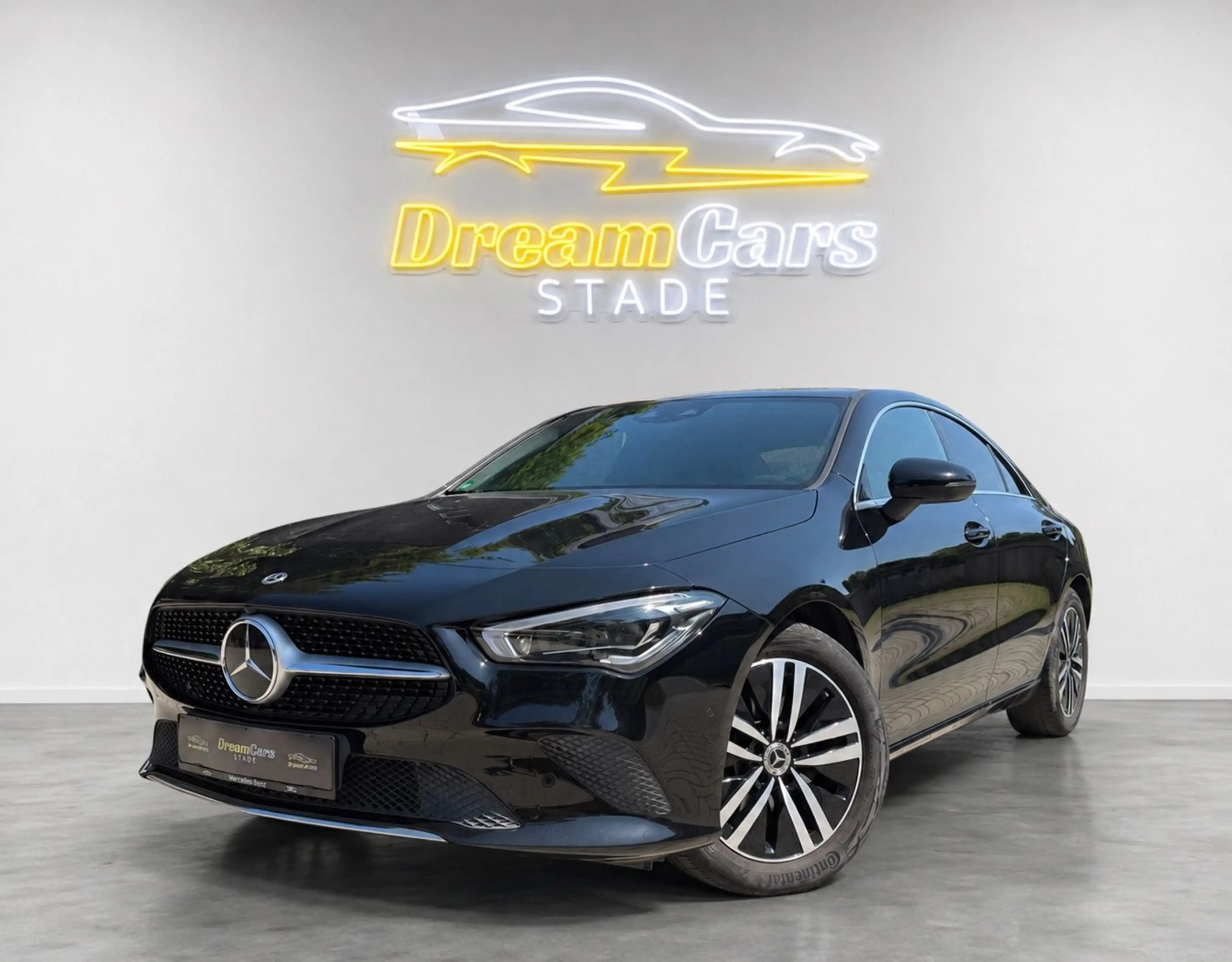 Mercedes-Benz CLA 220 d Head-Up/360°Kamera/Memory/Multibeam