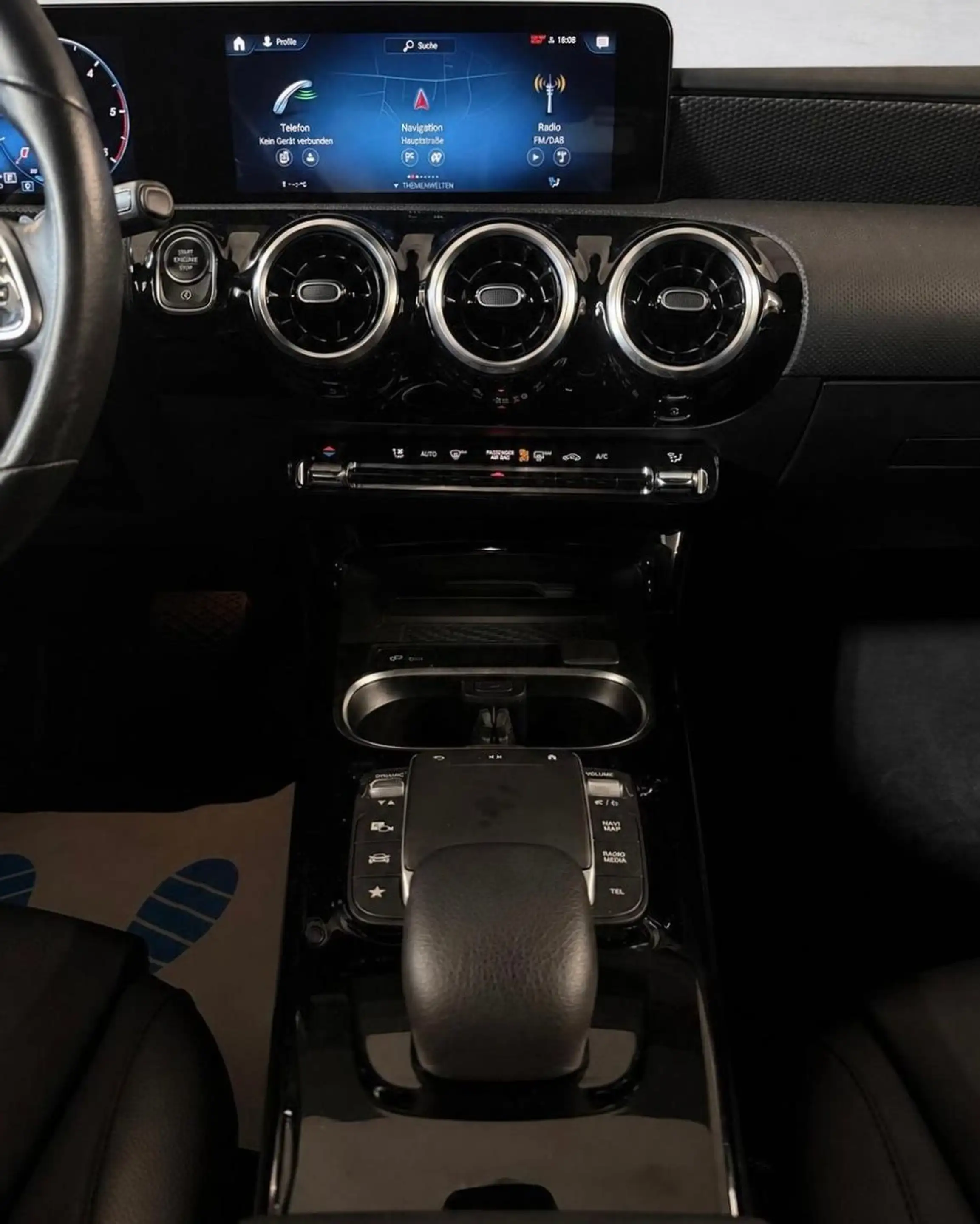 Mercedes-Benz CLA 220 d Head-Up/360°Kamera/Memory/Multibeam — photo 15