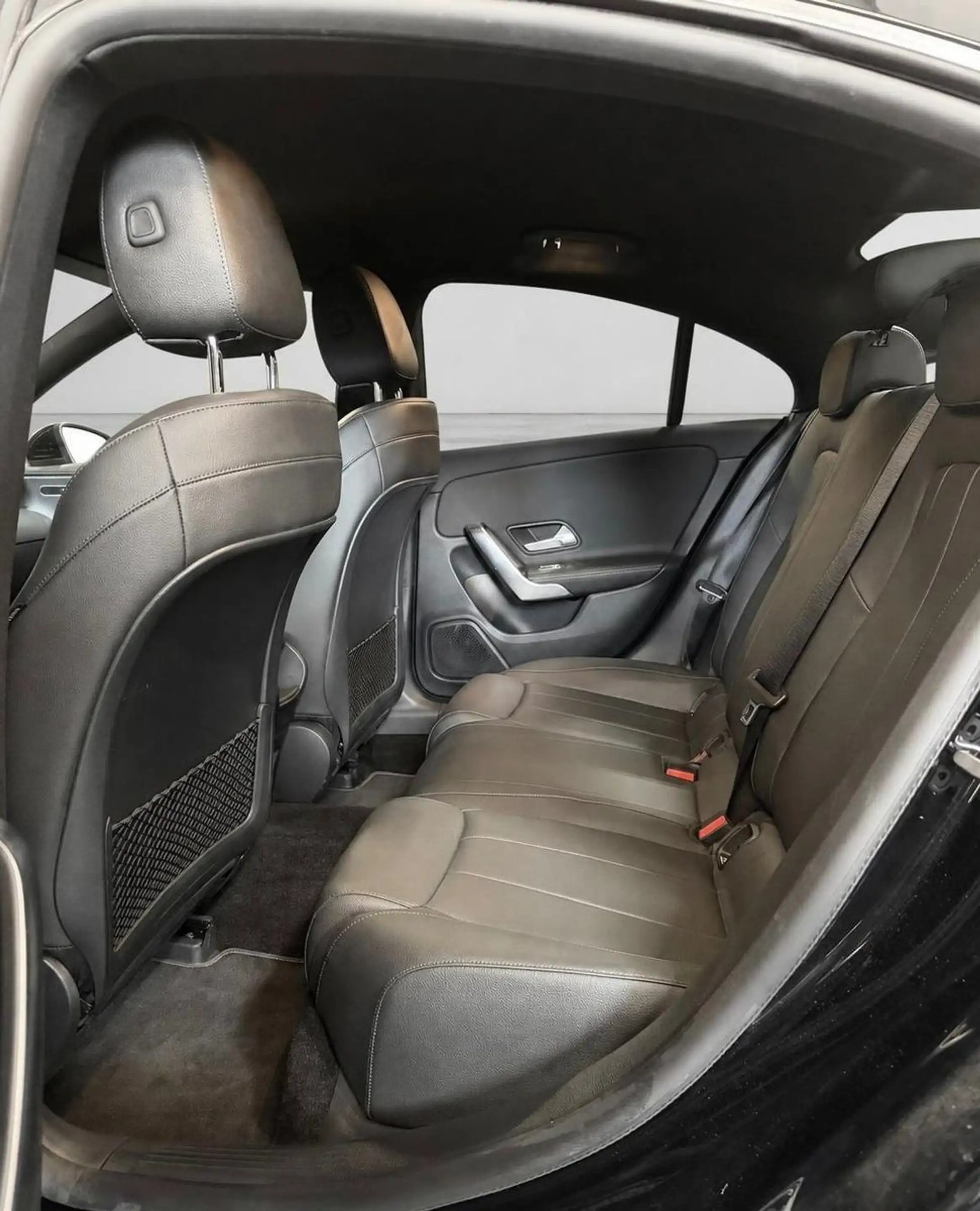 Mercedes-Benz CLA 220 d Head-Up/360°Kamera/Memory/Multibeam — photo 11