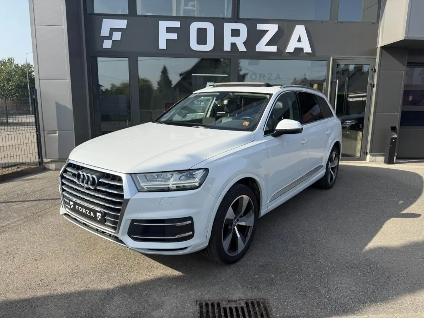 Audi Q7 3.0 TDI - v6 QUATTRO Blanc - 1