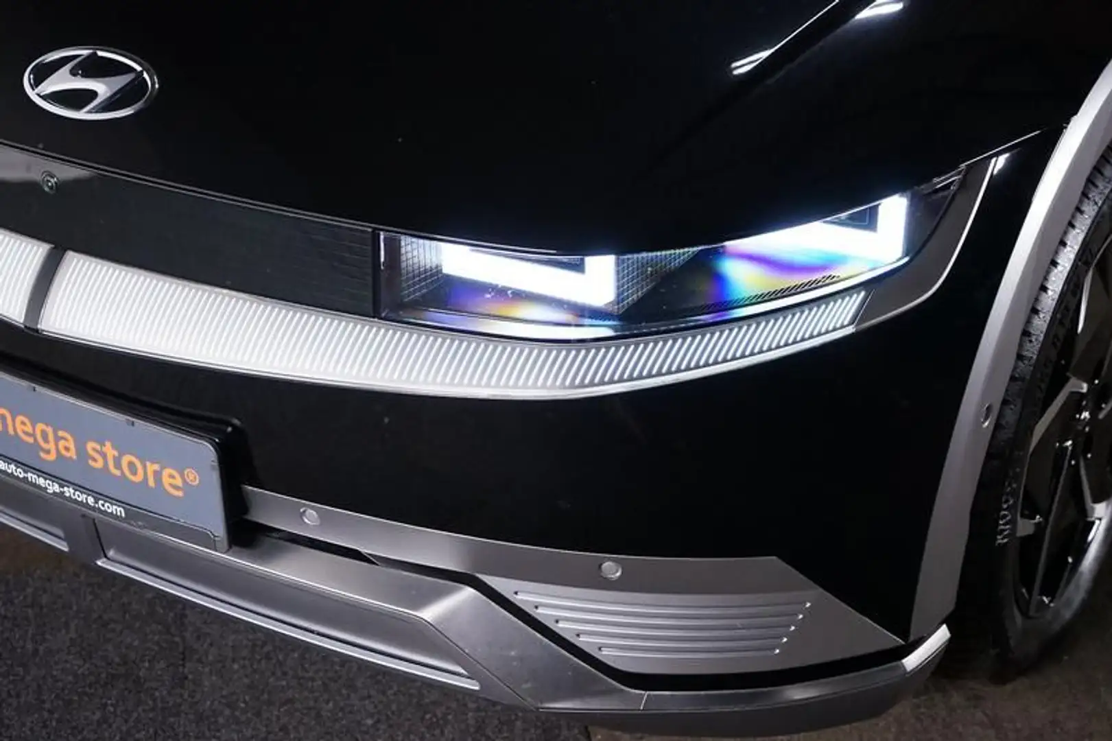 Hyundai IONIQ 5 58 kWh AWD UNIQ*Wärmepumpe*OBC*Relax P* Noir - 2
