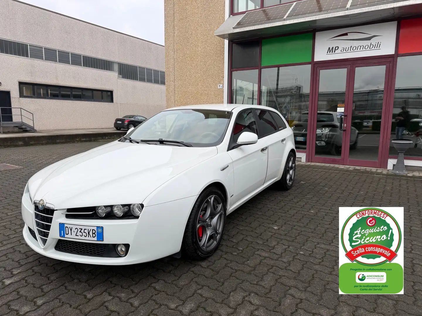 Alfa Romeo 159 Sportwagon 1750 tbi Distinctive TI pack 200cv Bianco - 1