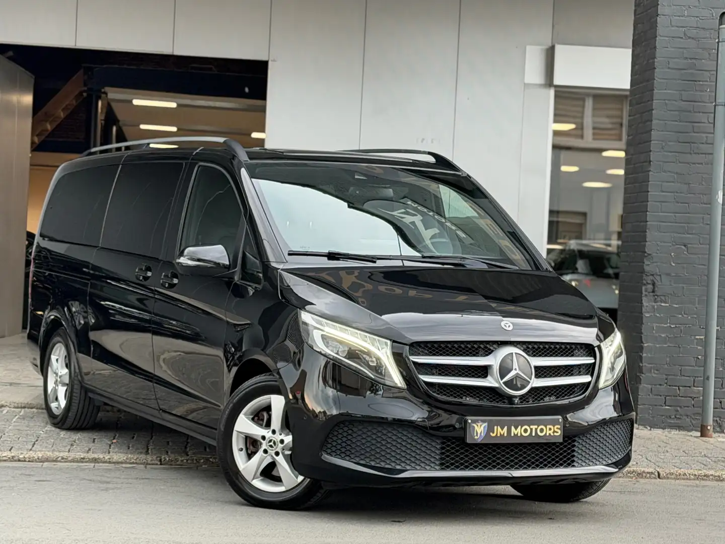 Mercedes-Benz V 300 d 9G Tronic XL Long Special Lux Edition SENZATI Noir - 2