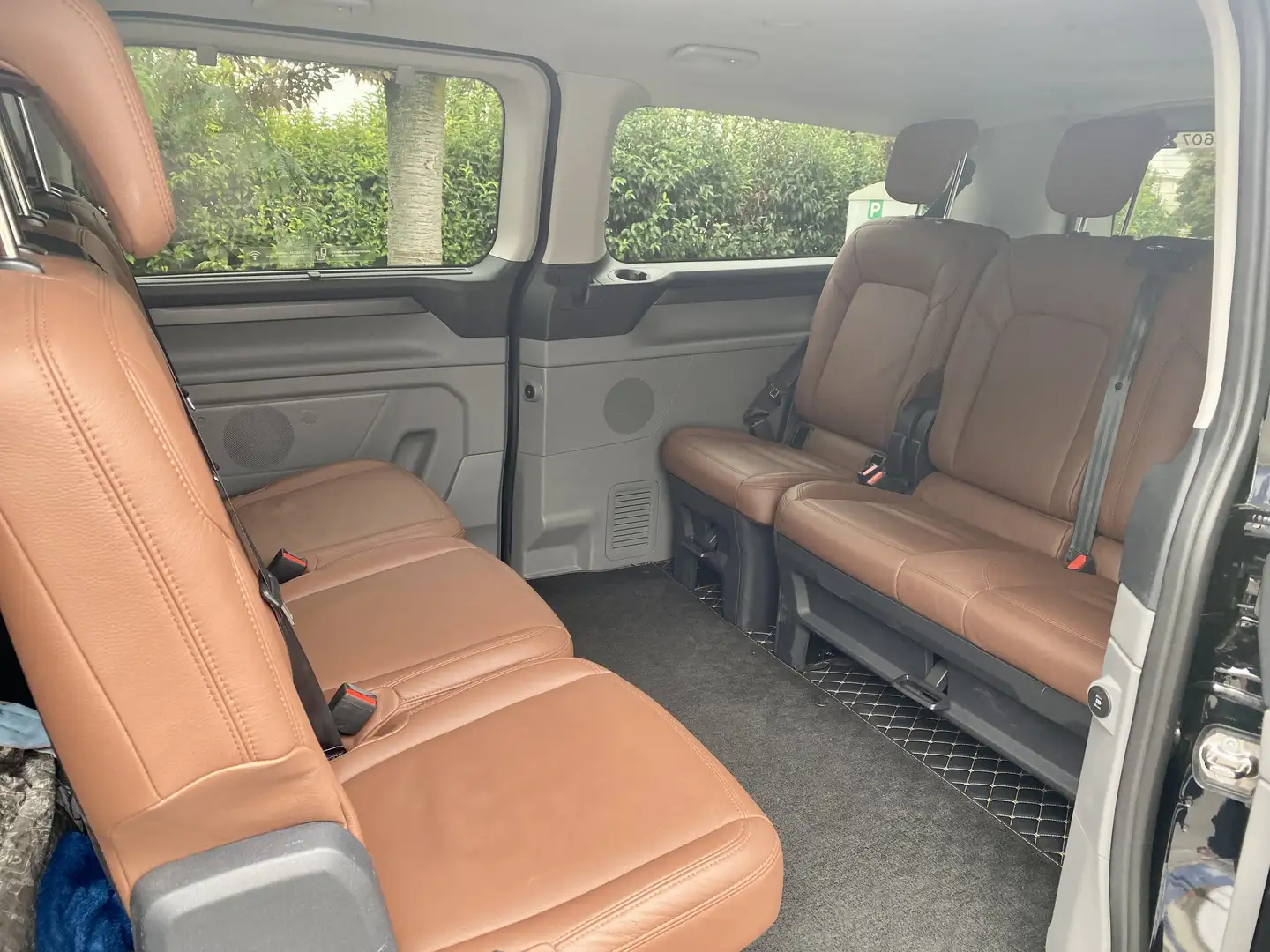 Ford Tourneo Custom Tourneo Custom 320 L1H1 1.0 EcoBoost 120 Phev Titanium Noir - 1