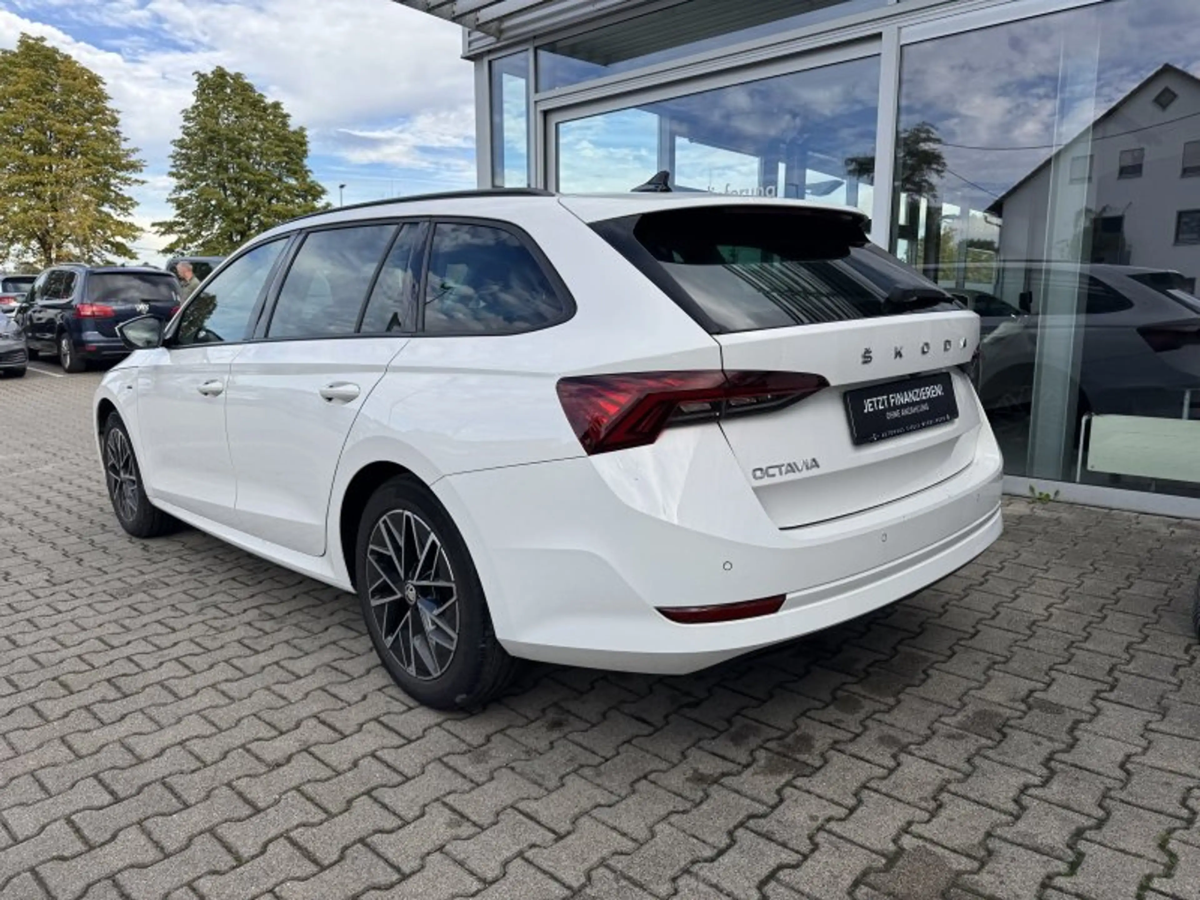 Skoda Octavia Combi 2.0 TDI Clever Kamera LED Tempomat Sitzheizu — photo 5