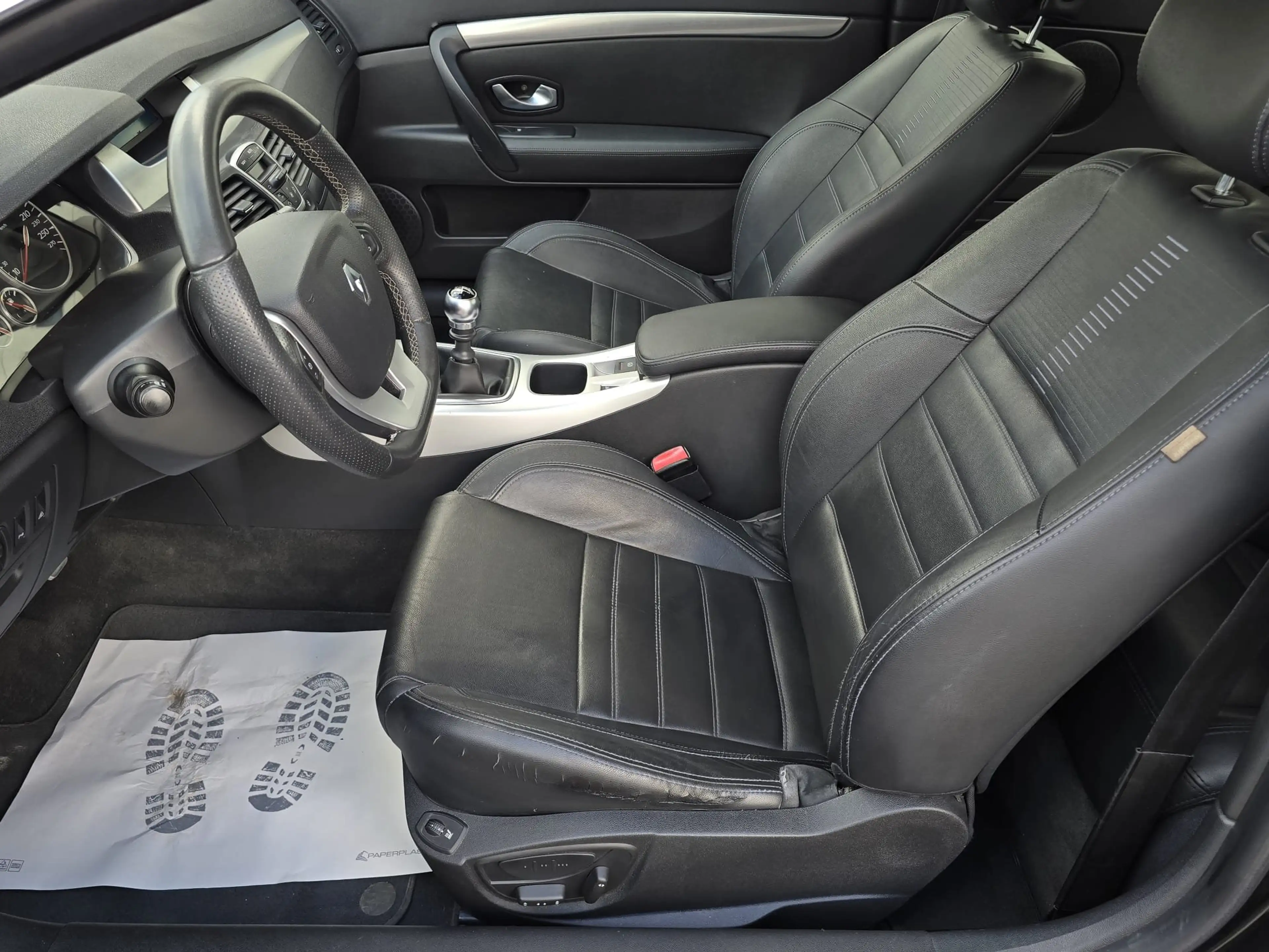 Renault Laguna Coupe GT dCi 180 DPF *Pickerl NEU* — photo 9