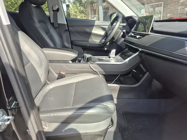 DR Automobiles DR5.0 view 7