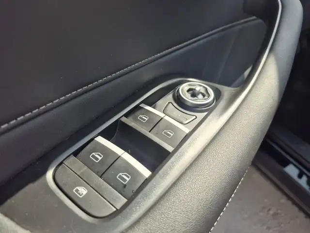 DR Automobiles DR5.0 view 15