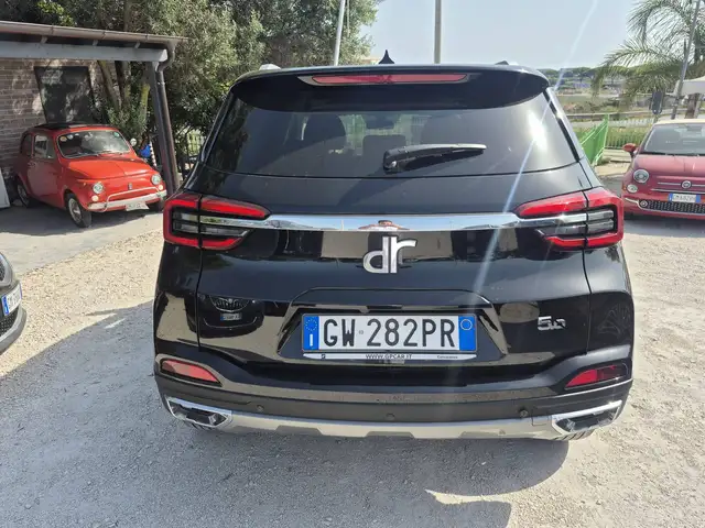 DR Automobiles DR5.0 view 3