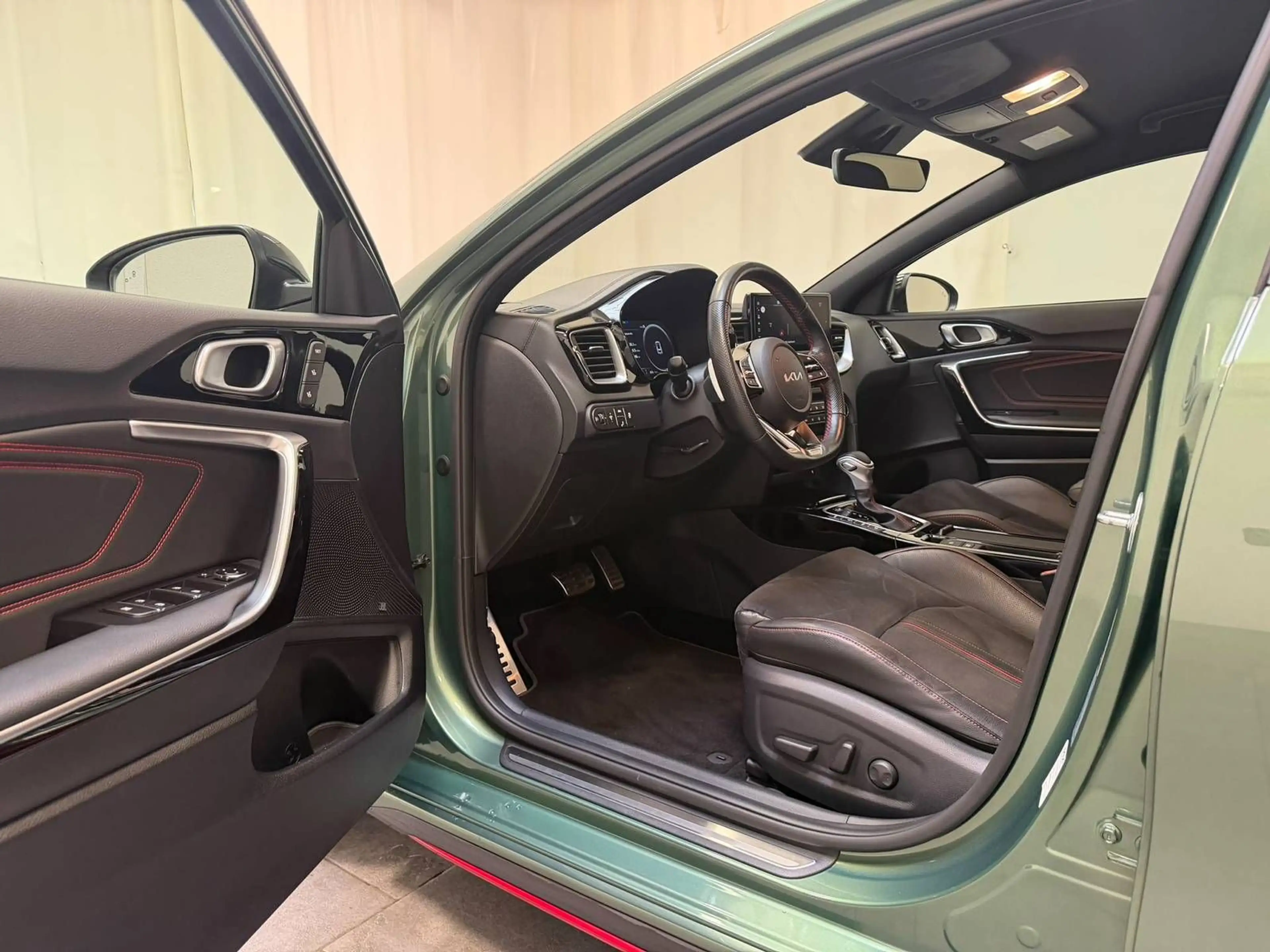 Kia Ceed / cee'd Ceed GT|Navi|CAM|Sitzhzg. — photo 8