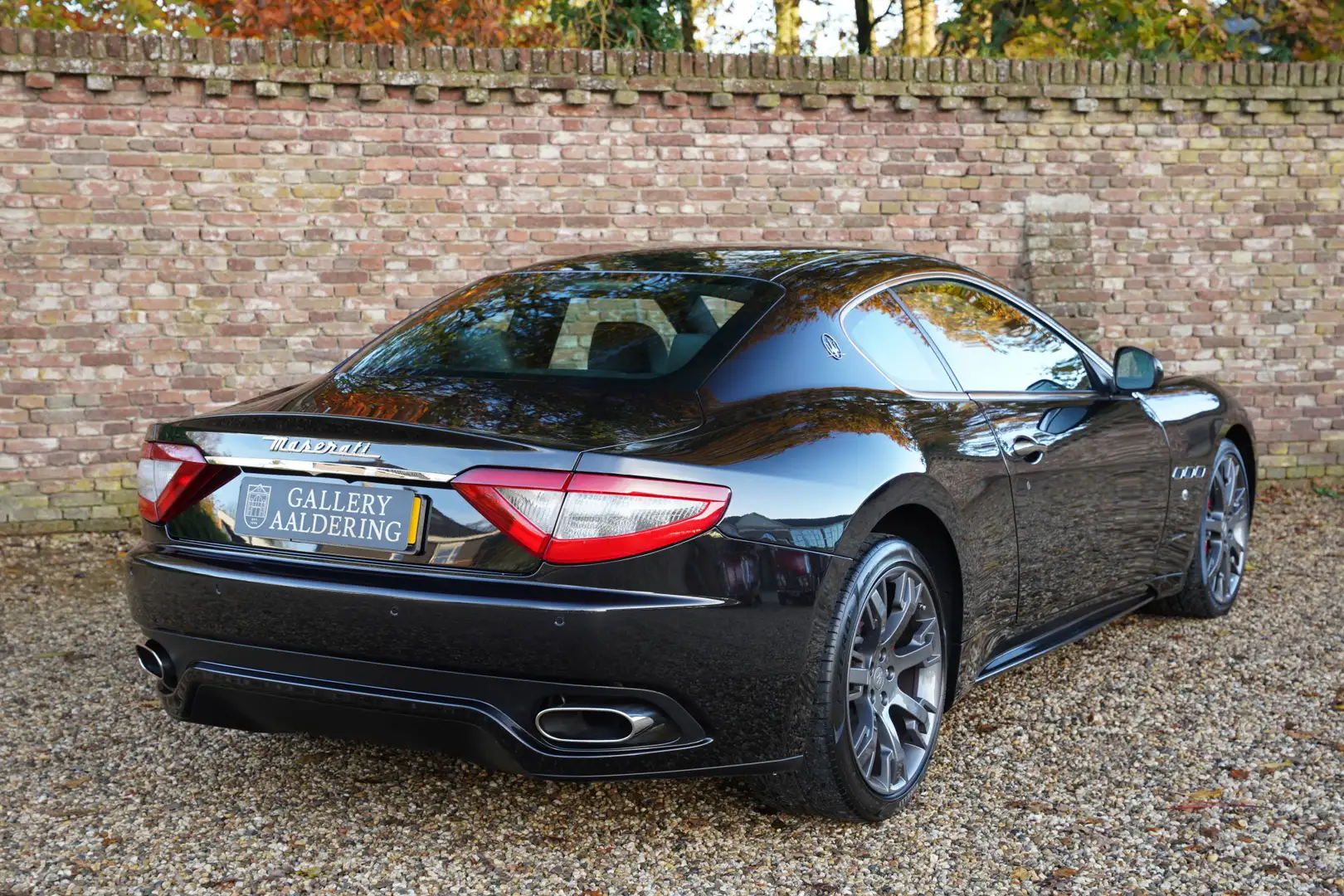 Maserati GranTurismo 4.7 S Off-Maserati dealer and specialist serviced, Чорний - 2
