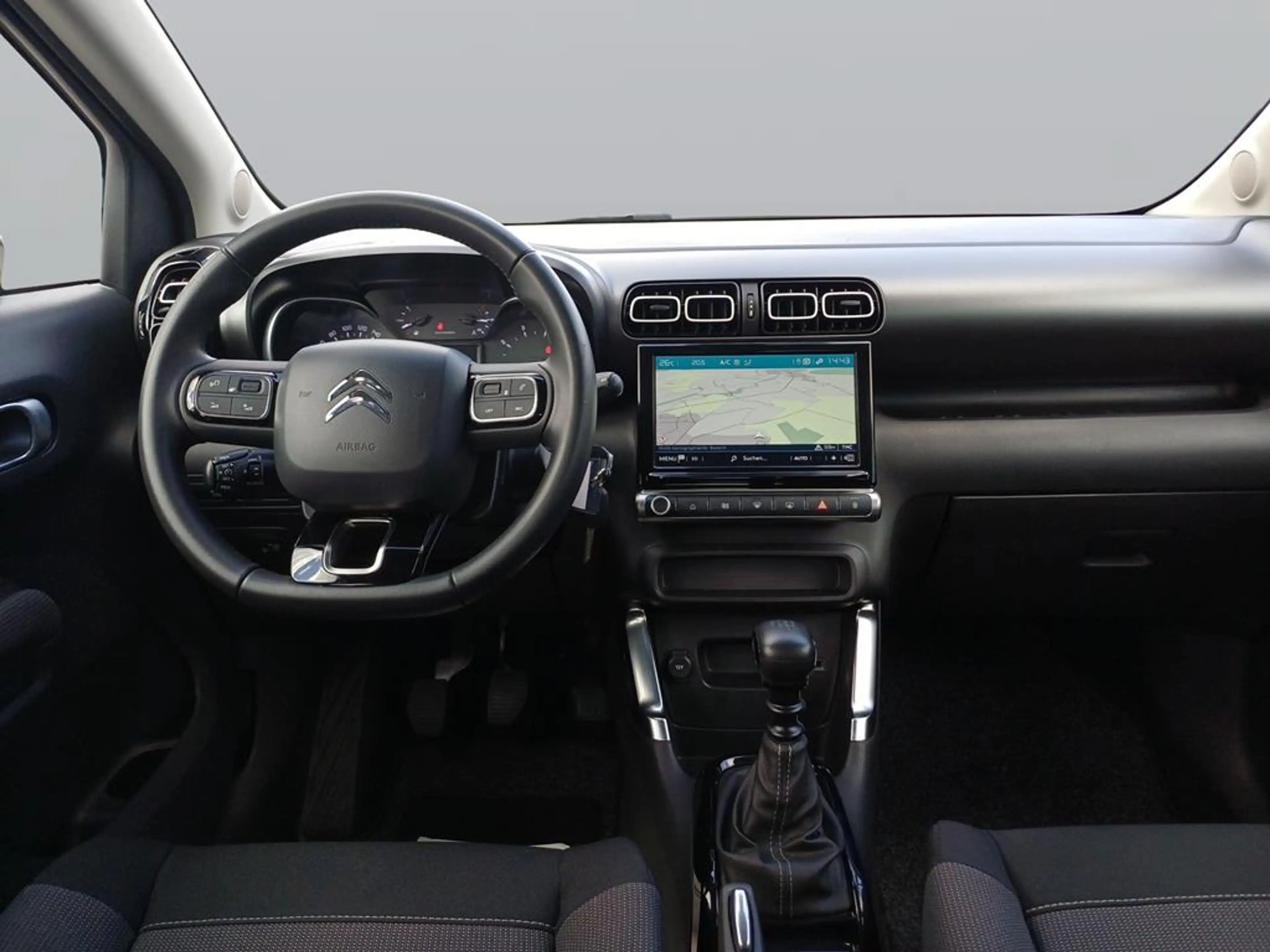 Citroen C3 Aircross PureTech 110 S&S Shine — photo 9