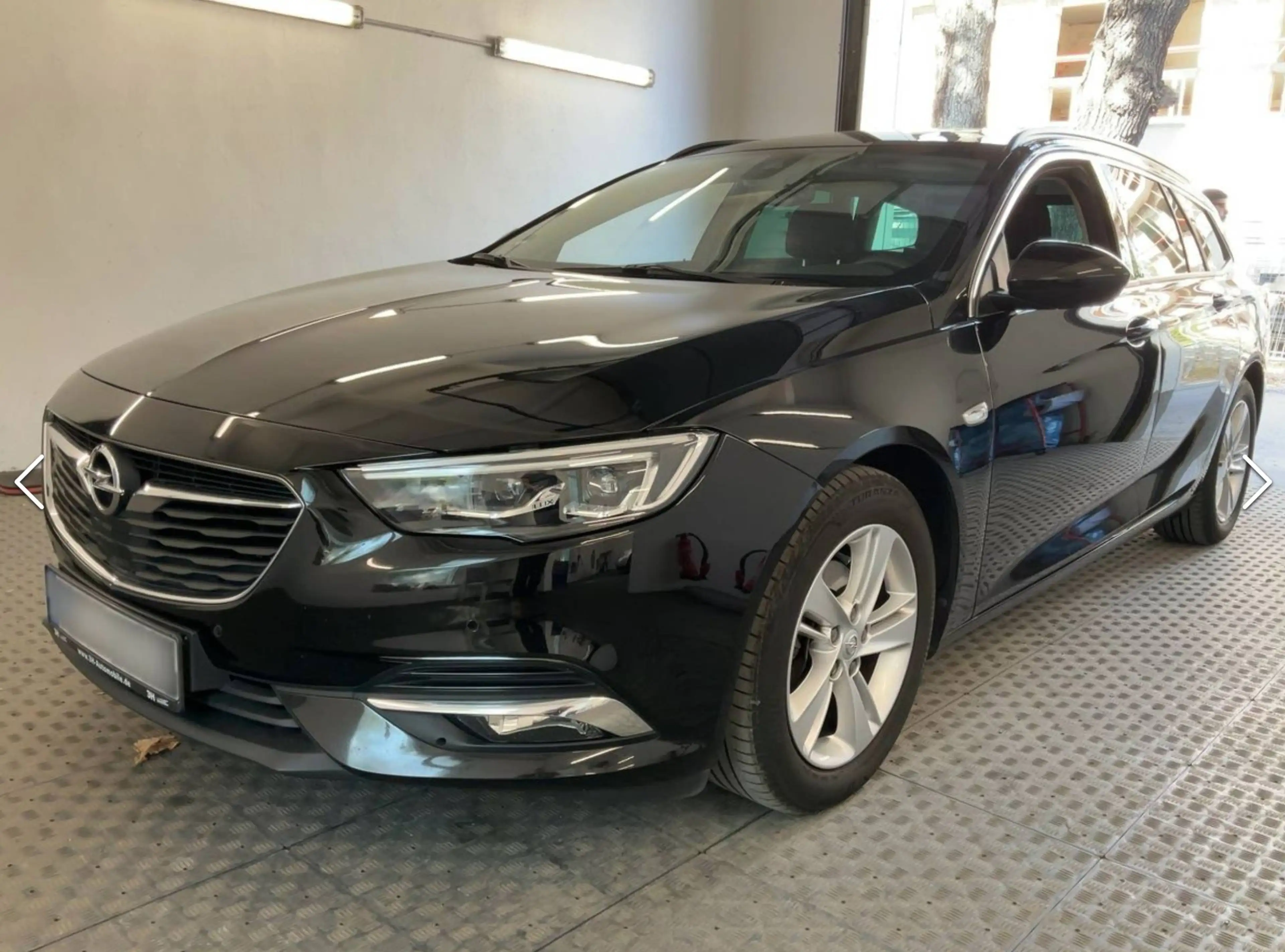 Opel Insignia B 1.5 SIDI Turbo Sports Tourer Automatik (PDC-KAMERA*NAVI)
