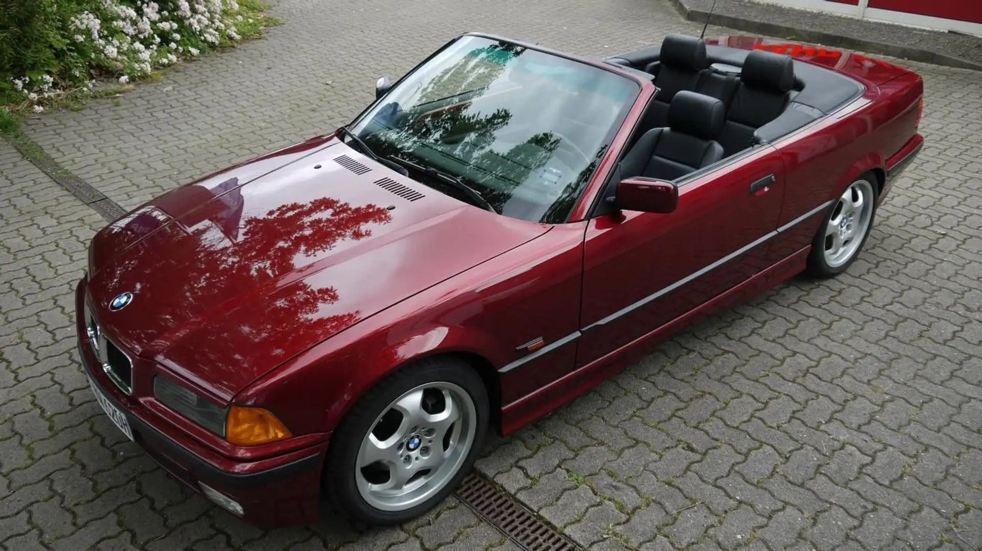 BMW 318 i Cabrio 1 Hand, ca. 37000 KM, Scheckheft Rojo - 1