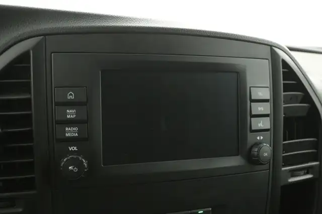 Mercedes-Benz Vito view 13