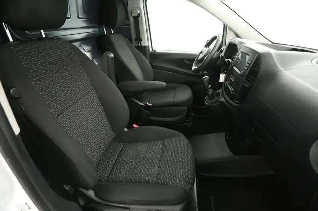 Mercedes-Benz Vito view 10
