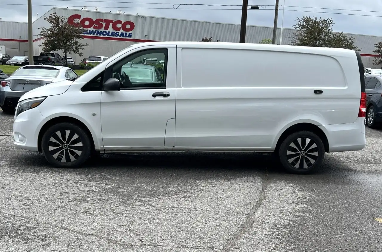 Mercedes-Benz Metris Cargo Van fotografie Mercedes-Benz Metris Cargo Van