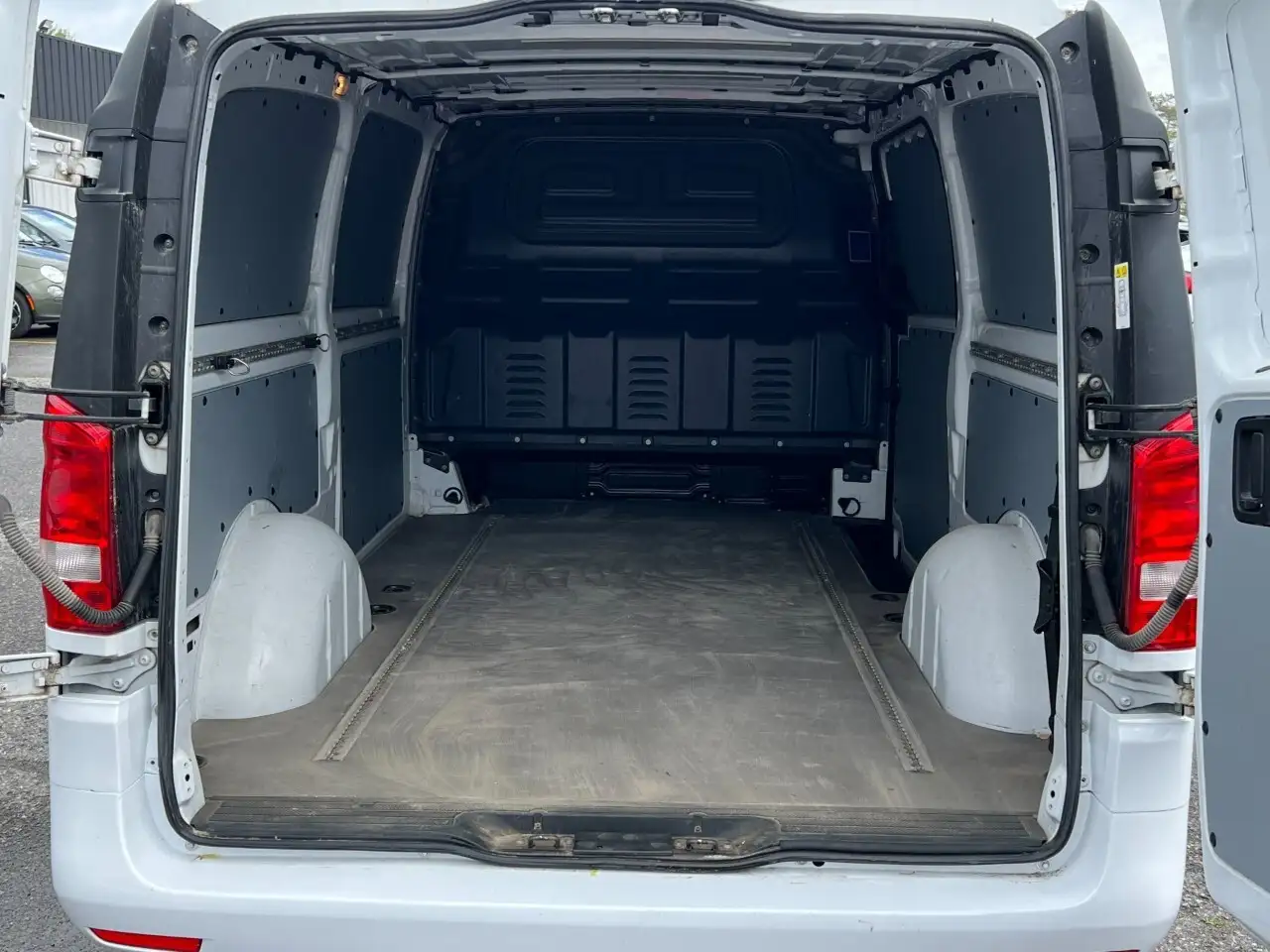 Mercedes-Benz Metris Cargo Van fotografie Mercedes-Benz Metris Cargo Van
