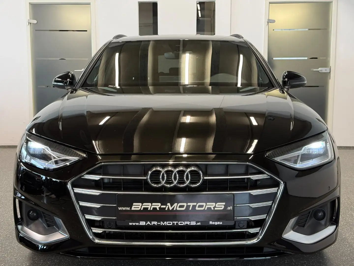 Audi A4 40 2.0 TDI* SPORT*LED*VIRTUAL*KAMERA*3-ZONEN*ROLL Schwarz - 2