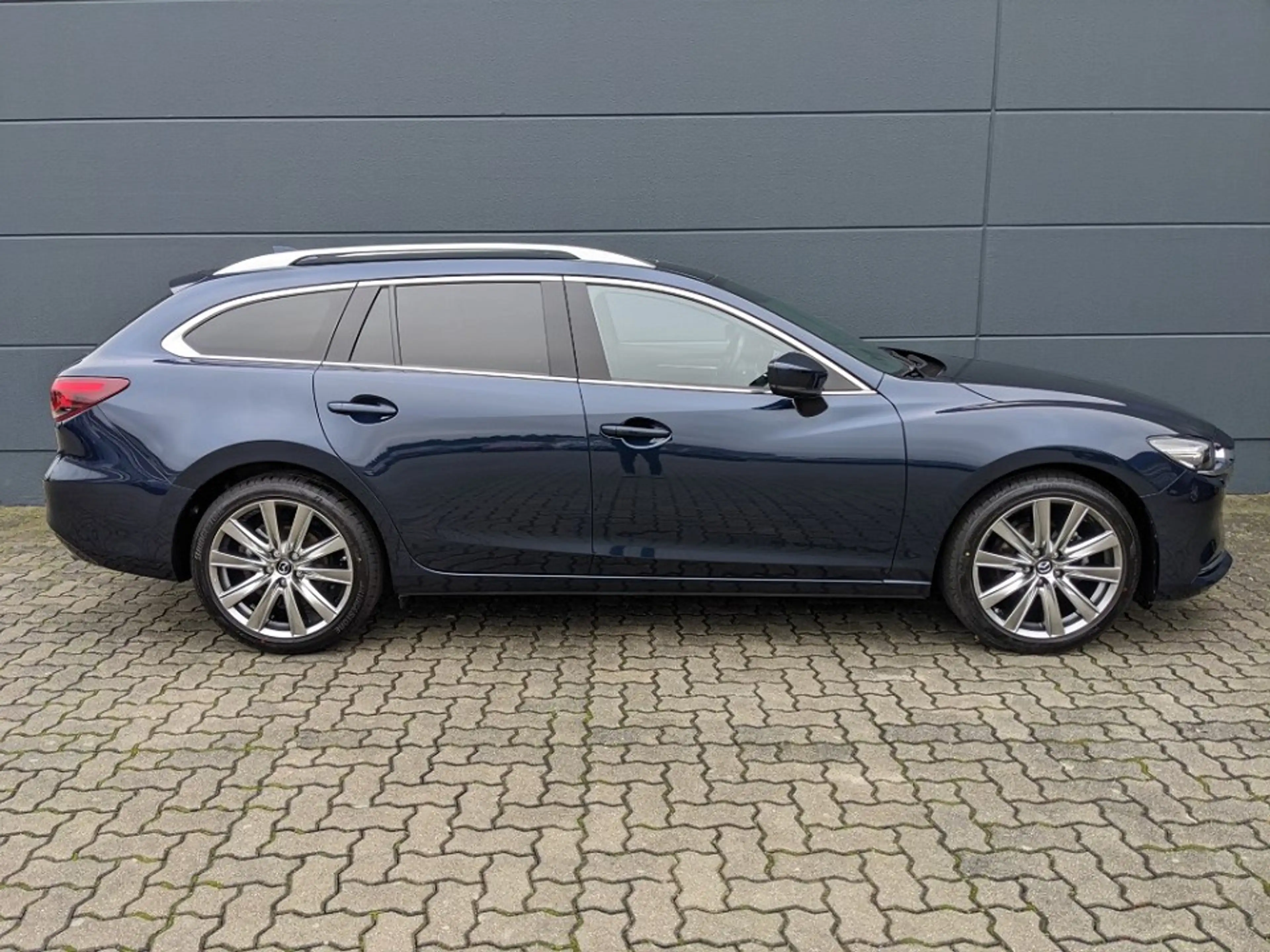 Mazda 6 Kombi 2.5l Takumi GSD AHK Nappaleder Bose — photo 6