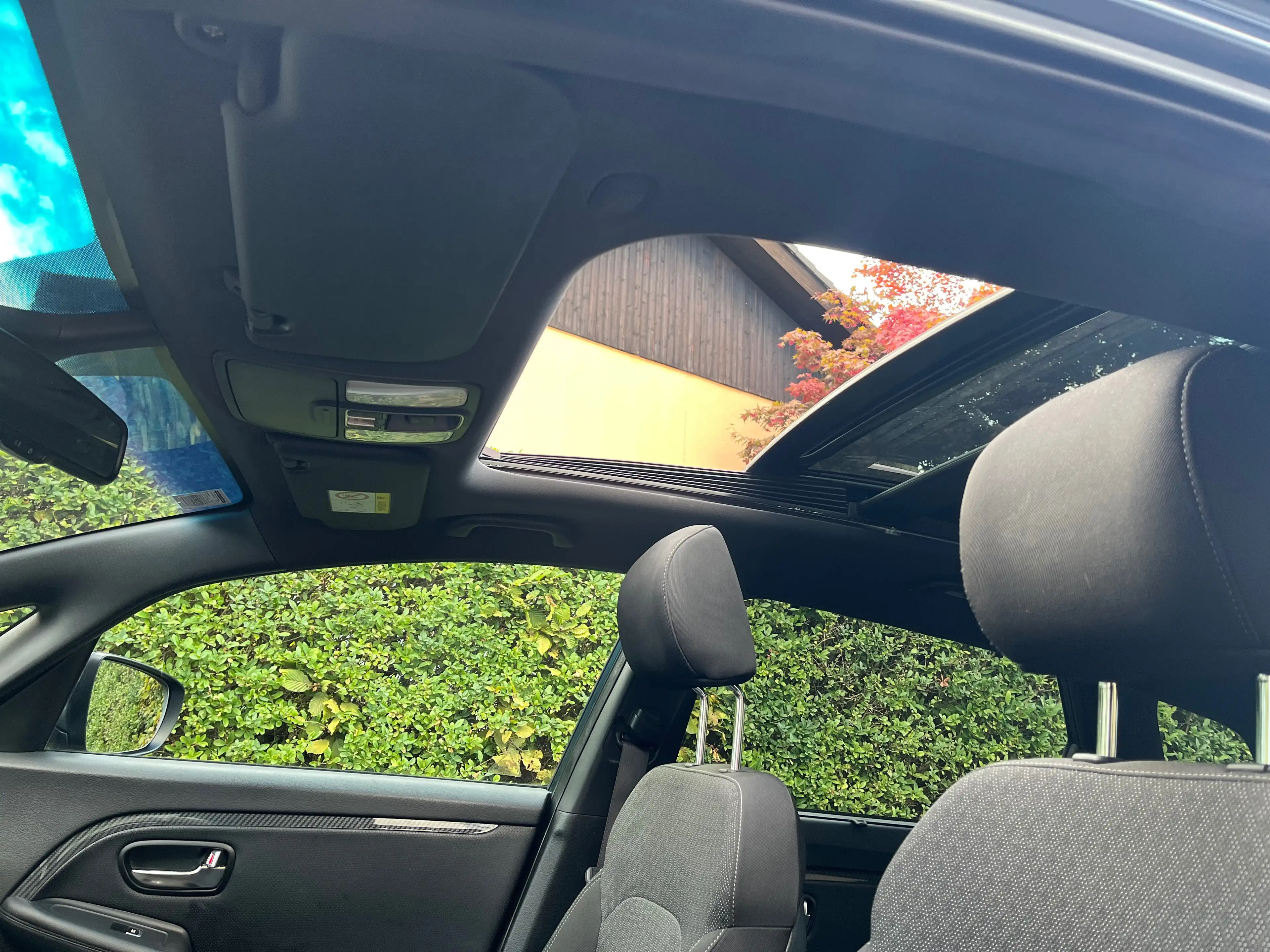 Kia Carens Spirit — photo 7