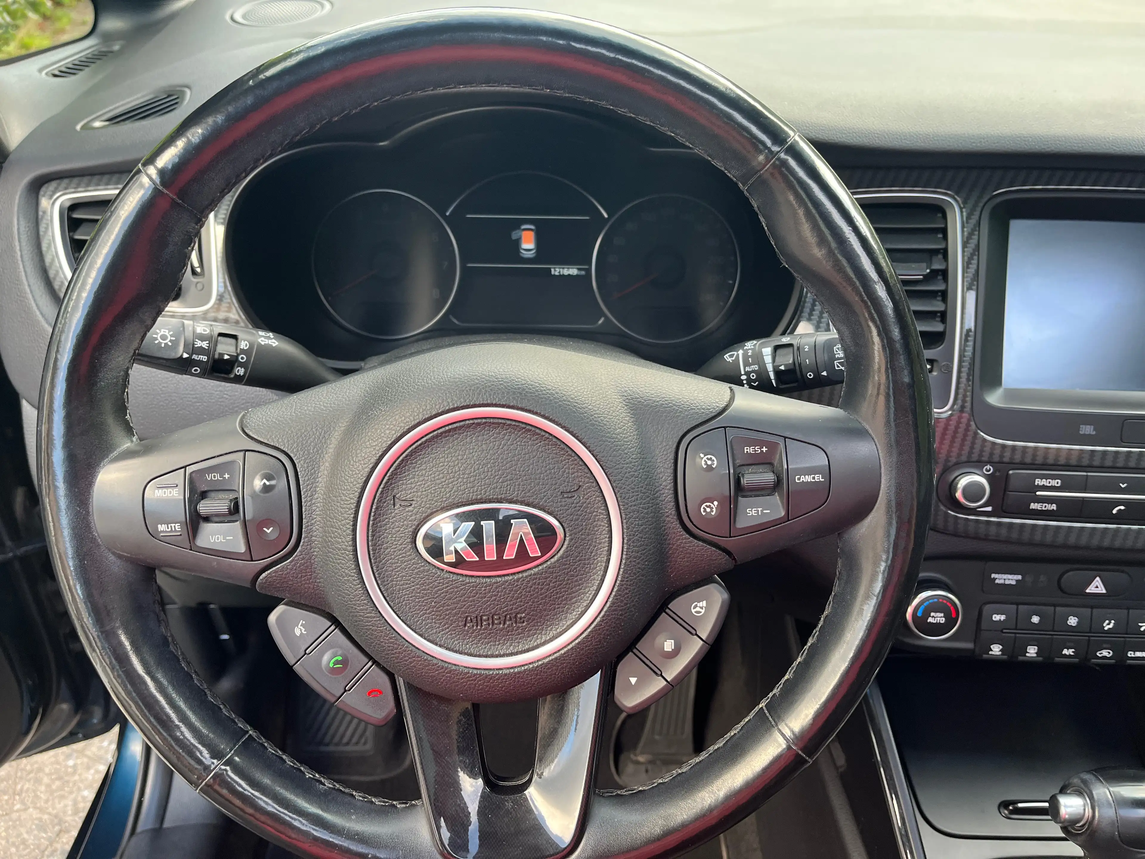Kia Carens Spirit — photo 9