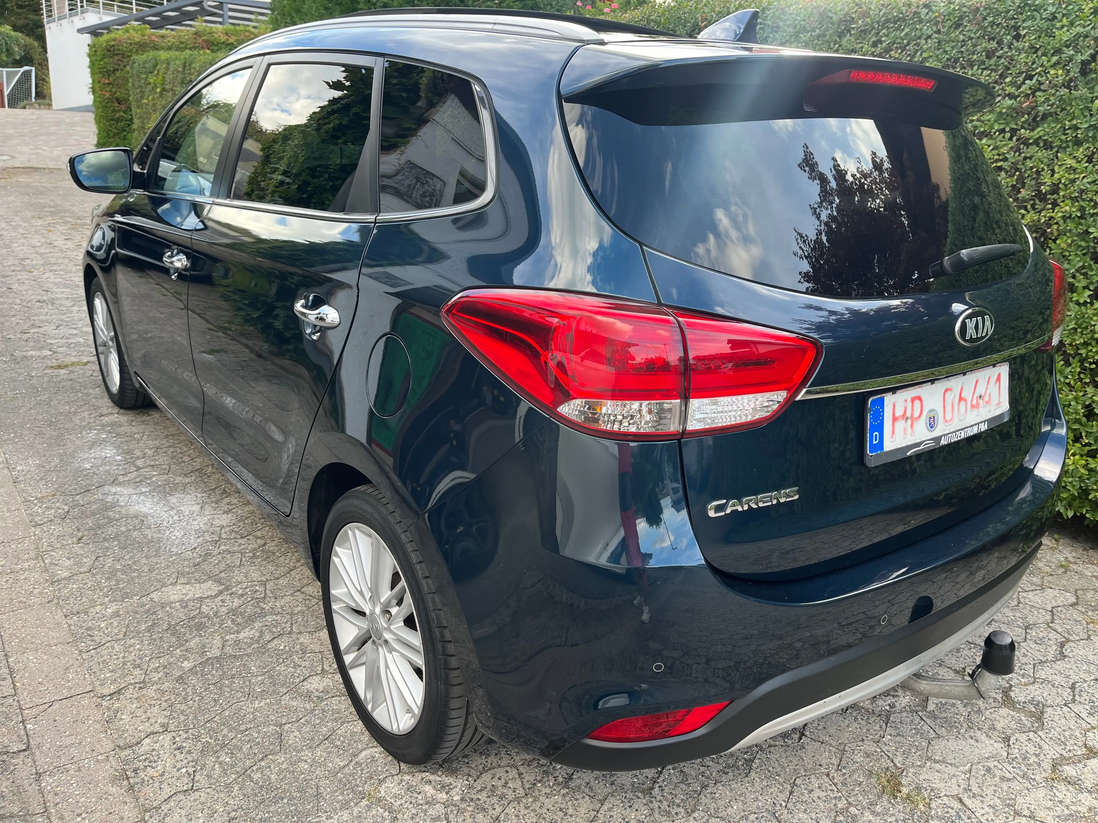 Kia Carens Spirit — photo 4