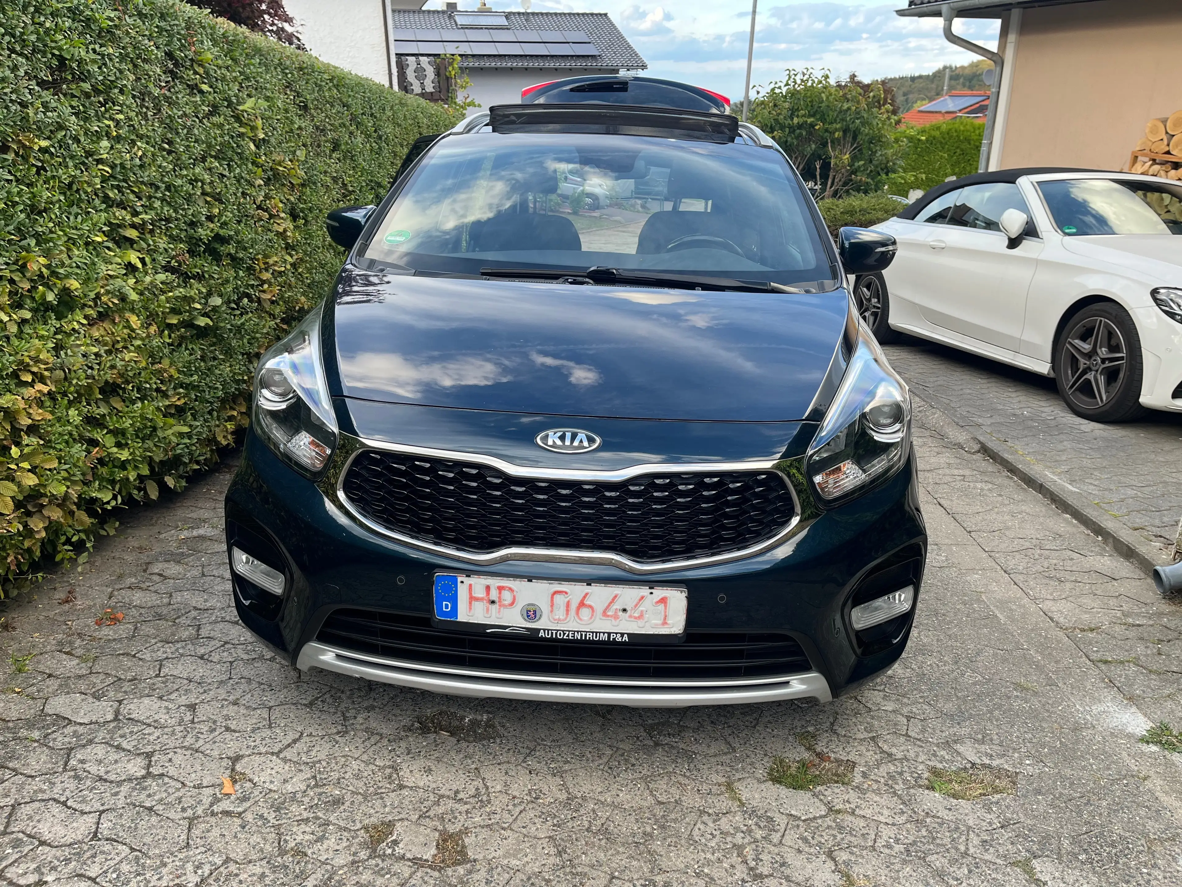 Kia Carens Spirit — photo 3