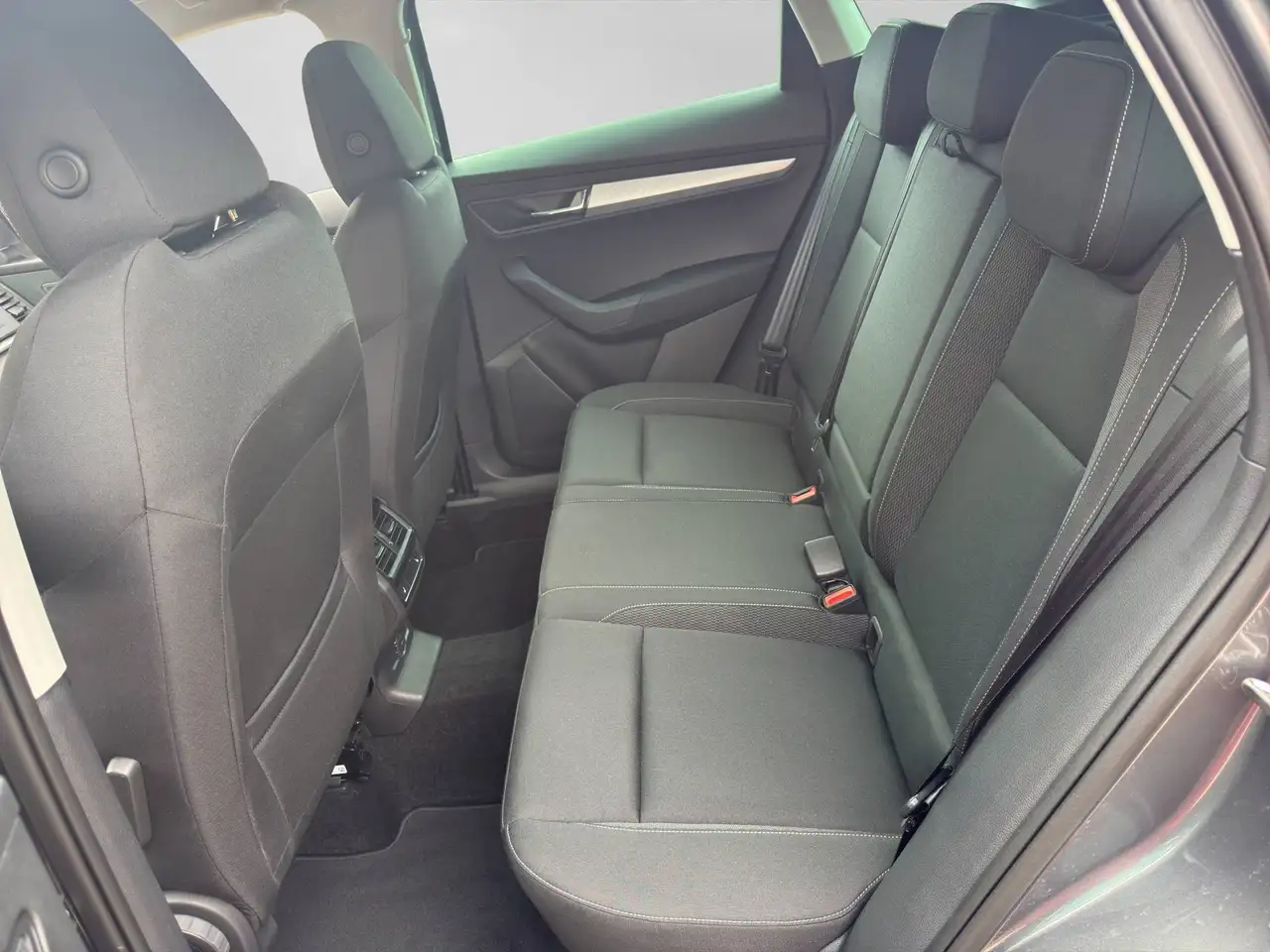 Skoda Karoq Selection 1,5 TSI DSG AHK, RKF, миниатюра 16