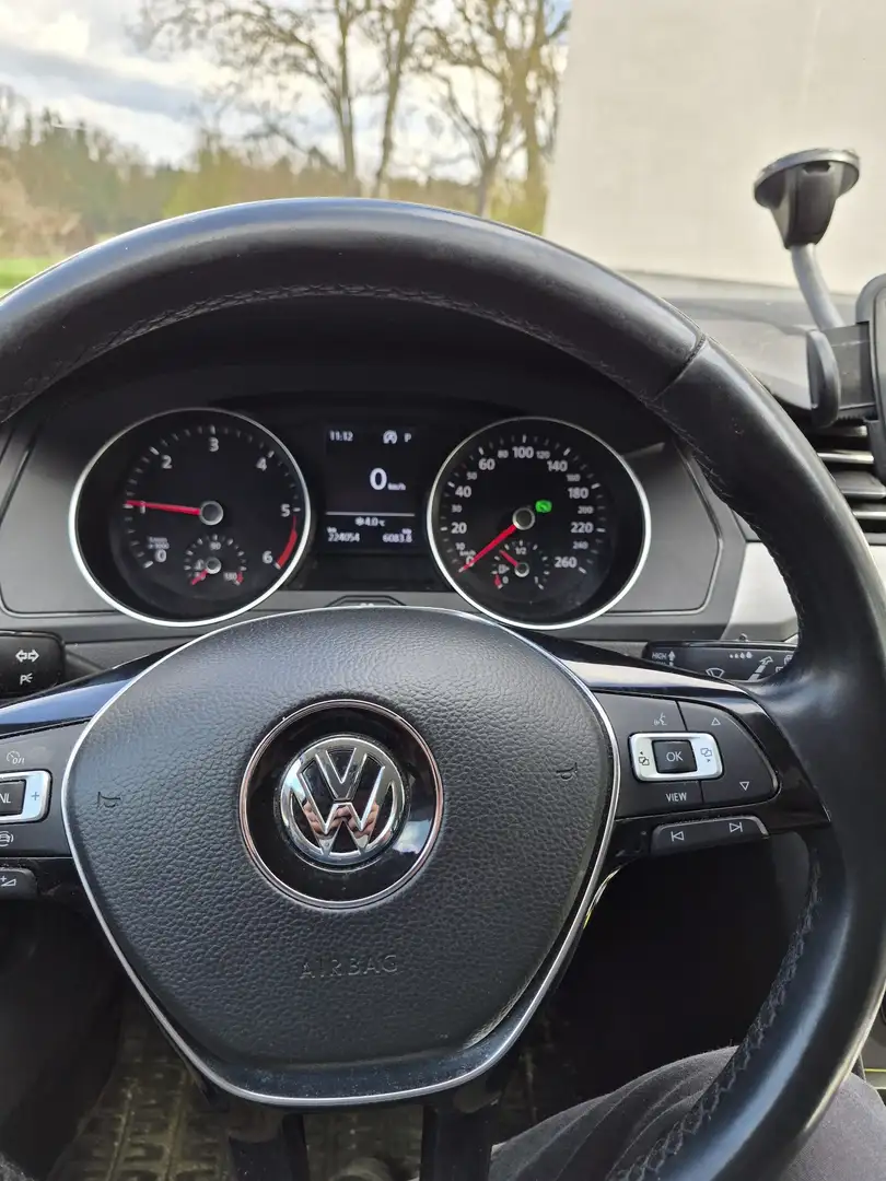 Volkswagen Passat 1.6 TDI SCR DSG - 2
