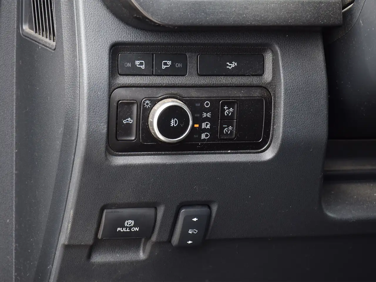 Ford F 350 photo Ford F 350