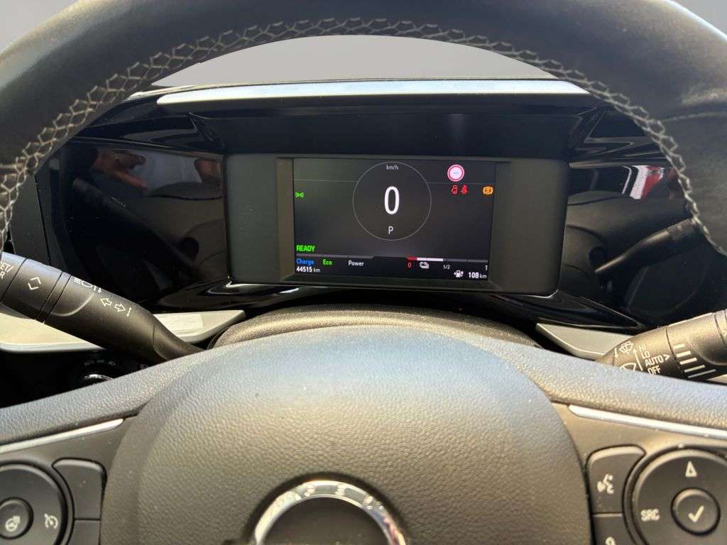 Opel Mokka E