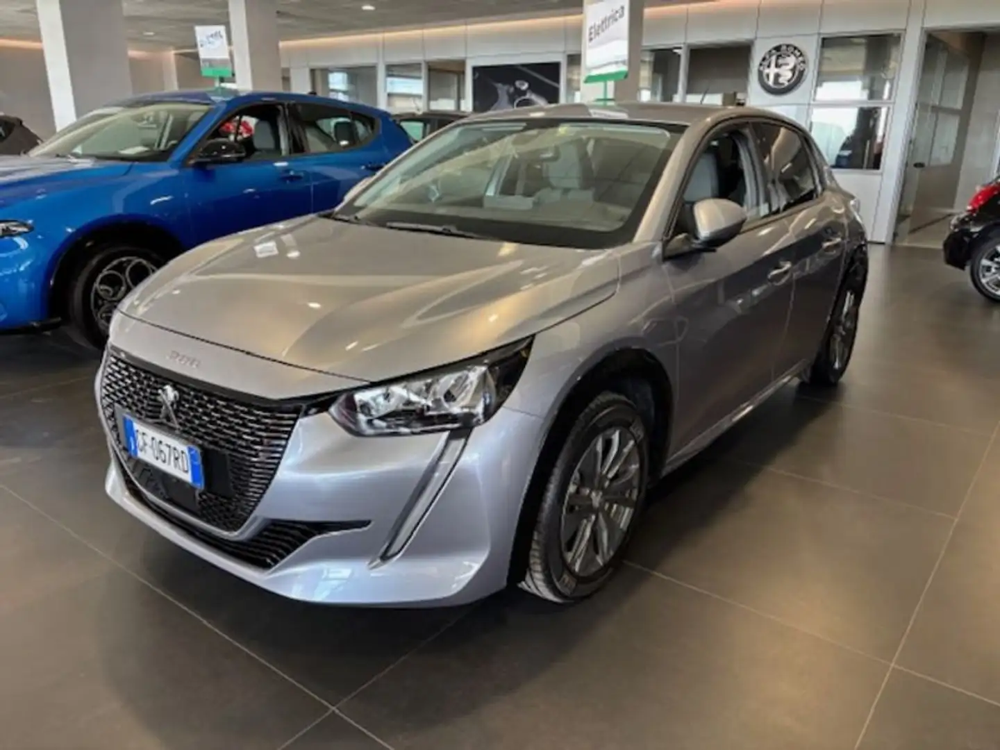 Peugeot 208 motore elettrico 136 CV 5 porte Allure Pack Grigio - 2