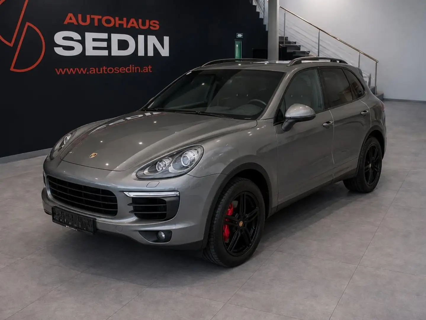 Porsche Cayenne Diesel Grau - 1