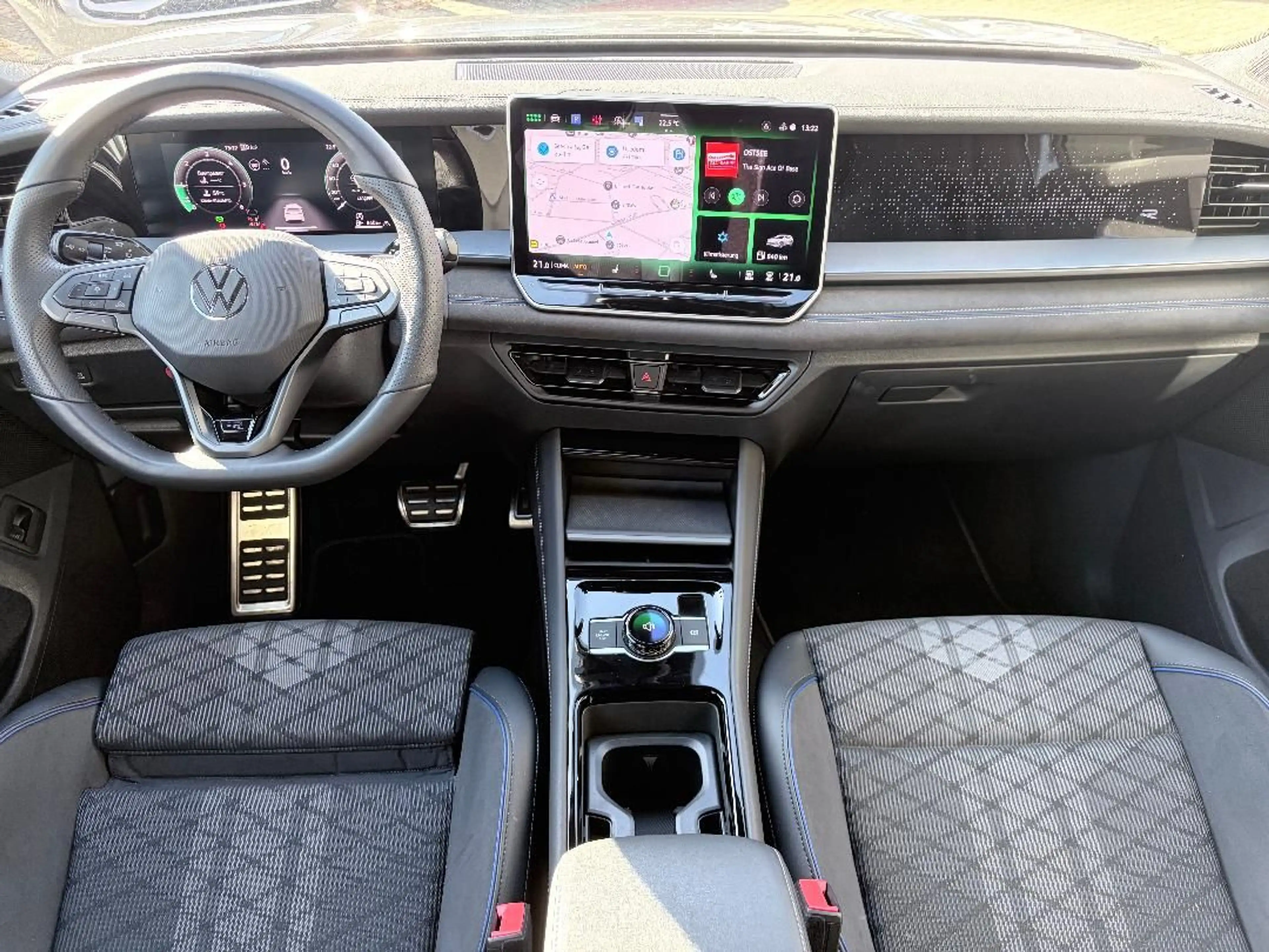 Volkswagen Tayron R-Line 2.0 TDI DSG R-Line*LED*NAVI*AHZV* — photo 9